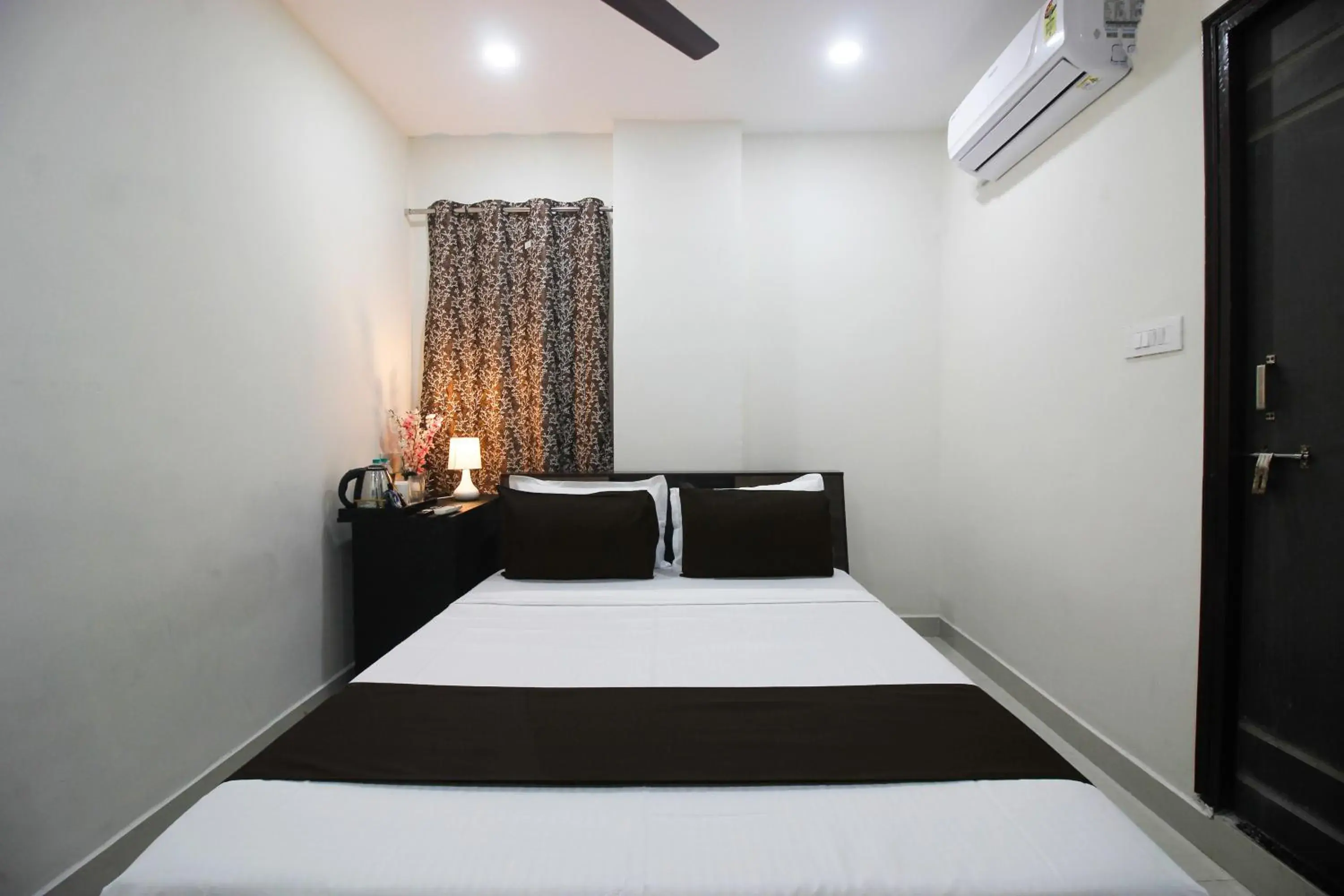 Bedroom, Bed in Collection O Stayo Bedroom, Bed in Collection O Stayo
