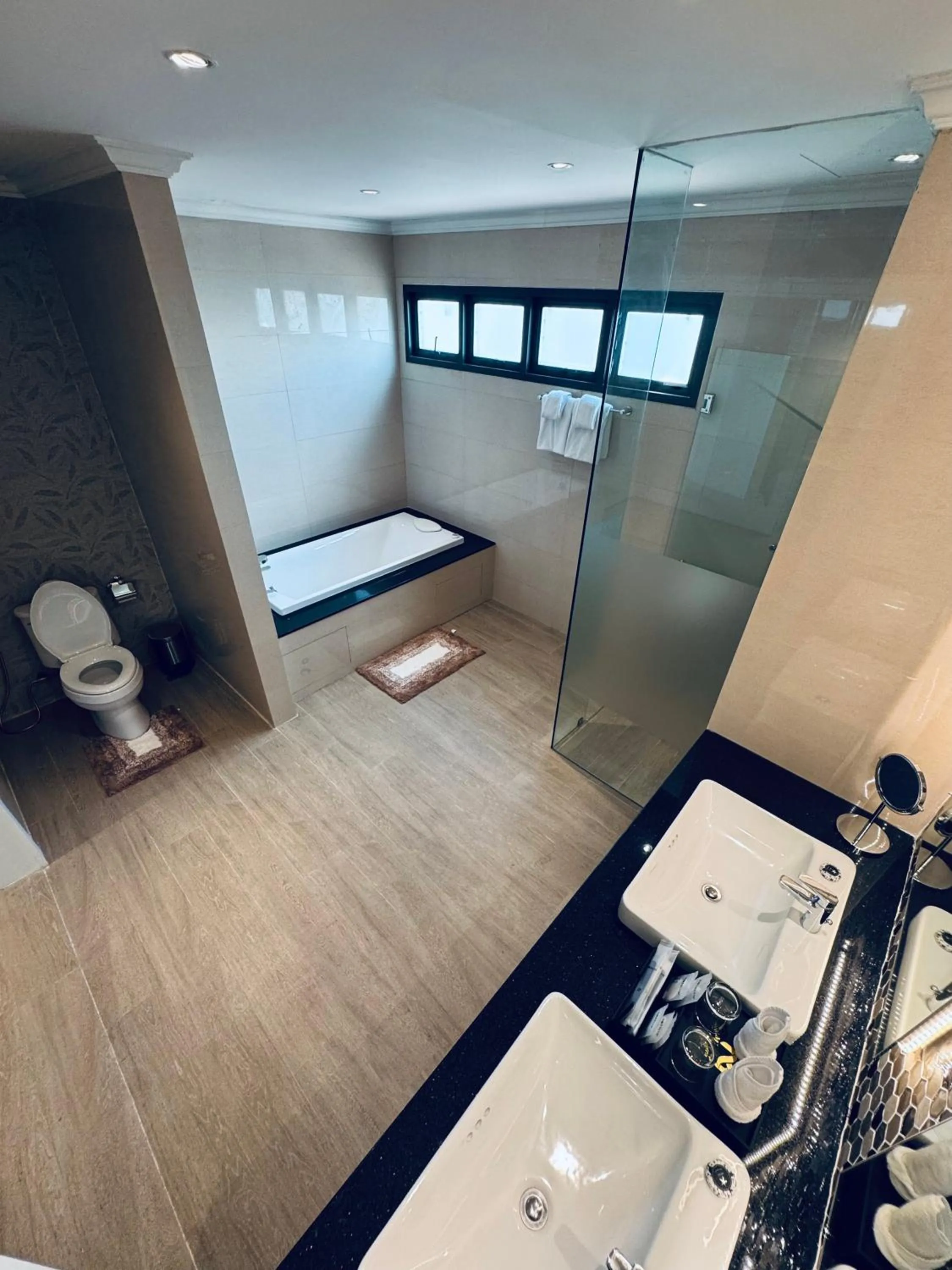 Mintra Hotel Vientiane