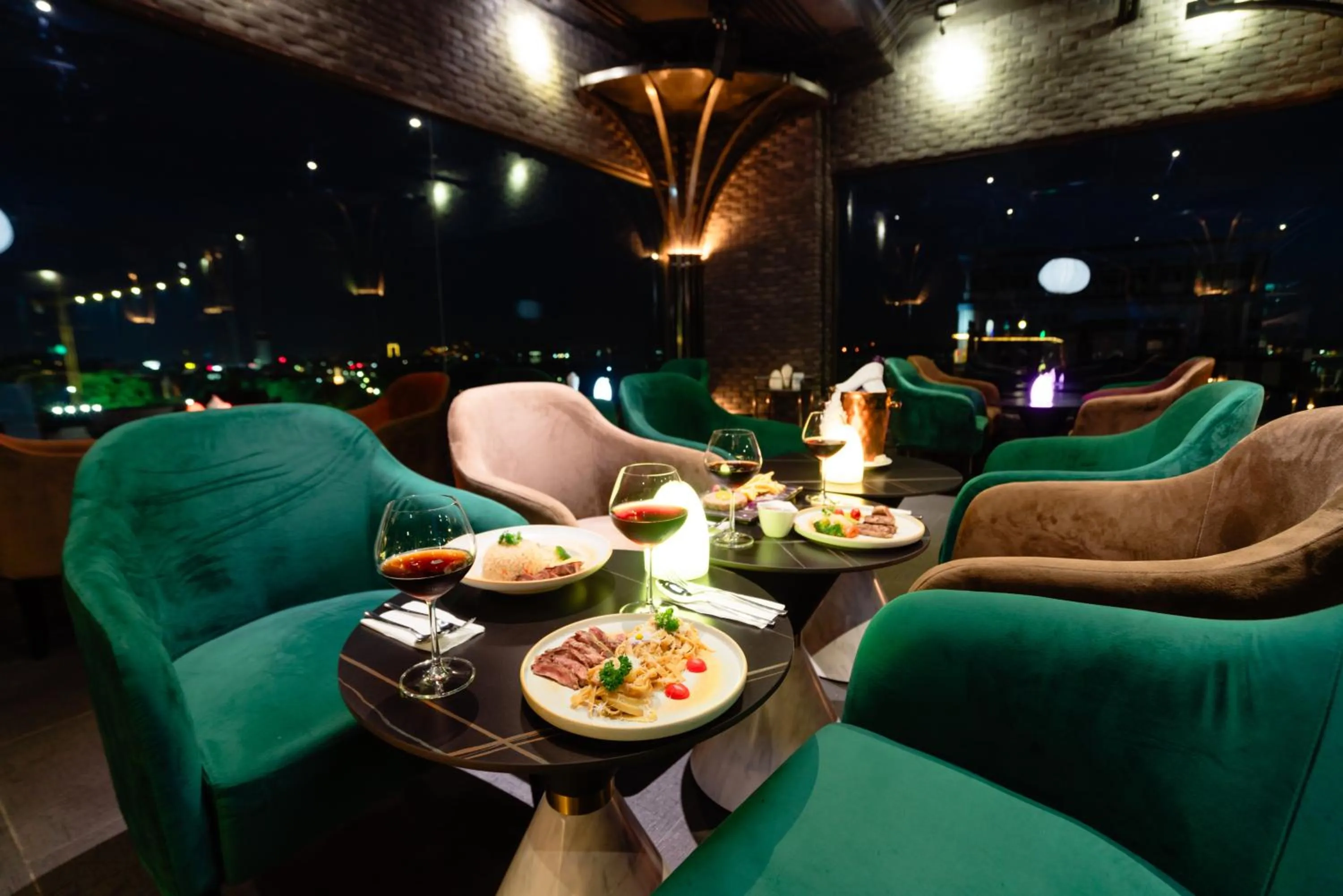 Restaurant/places to eat in Mintra Hotel Vientiane