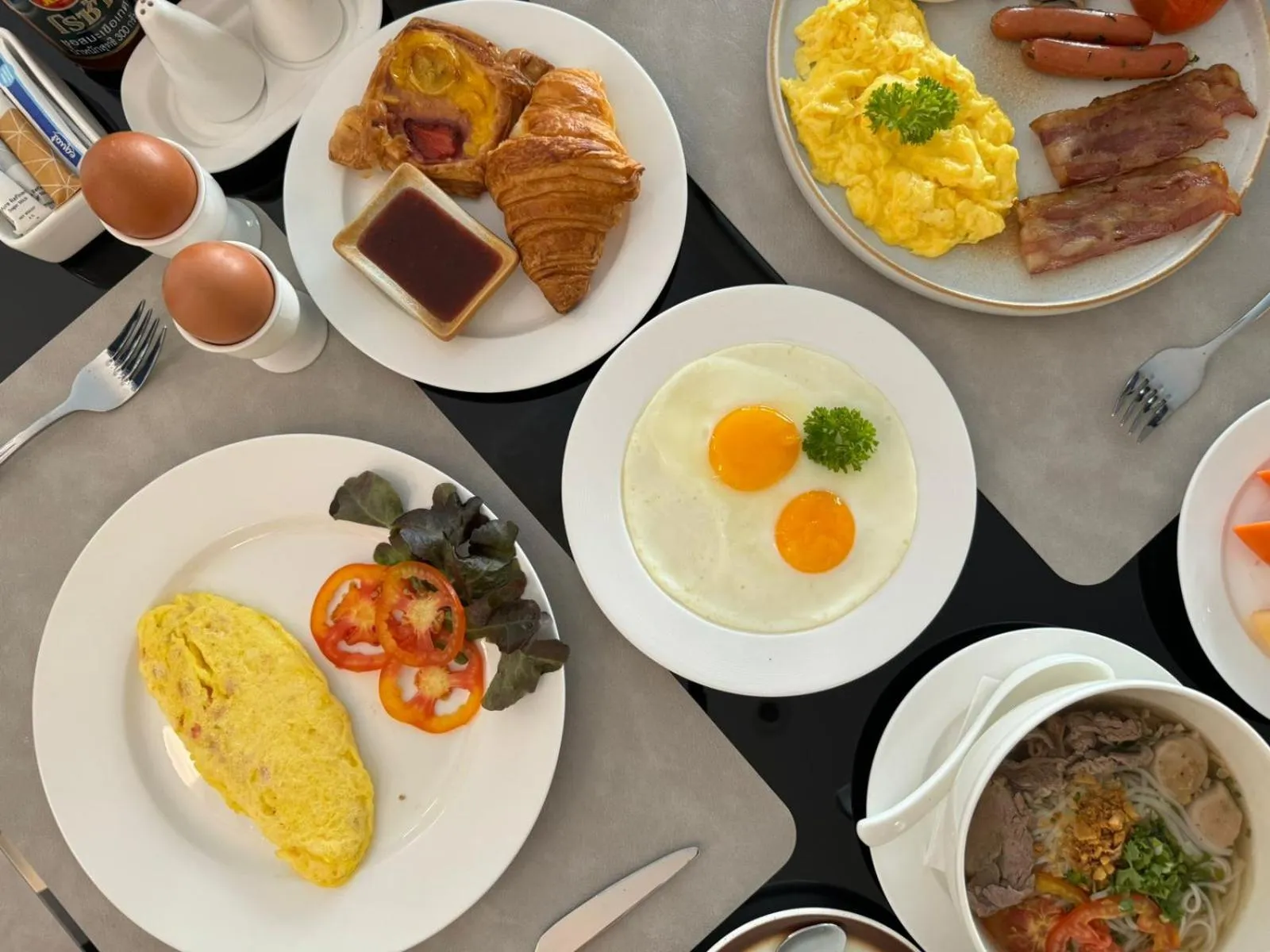 Breakfast in Mintra Hotel Vientiane