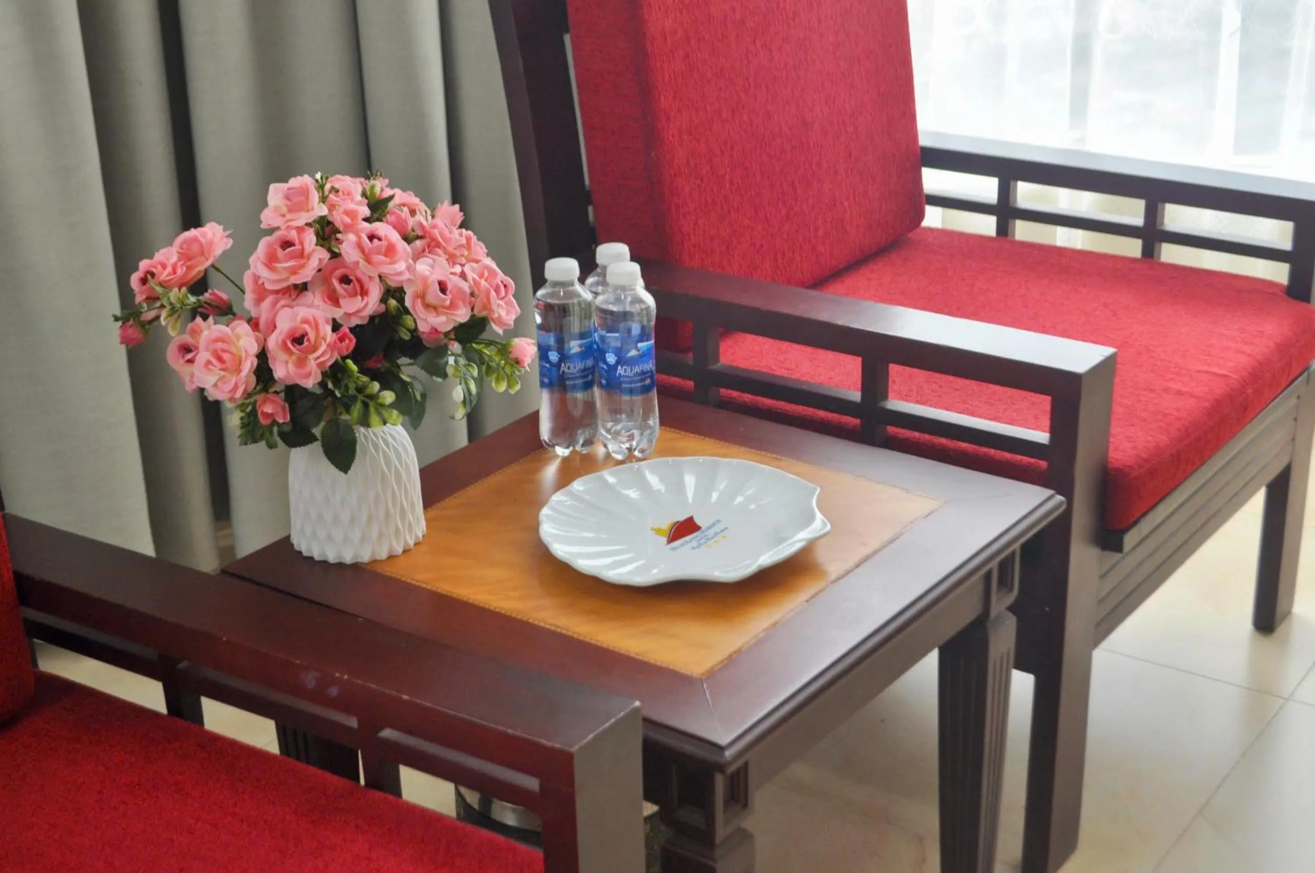 Property building in Hung Long Harbour Hotel