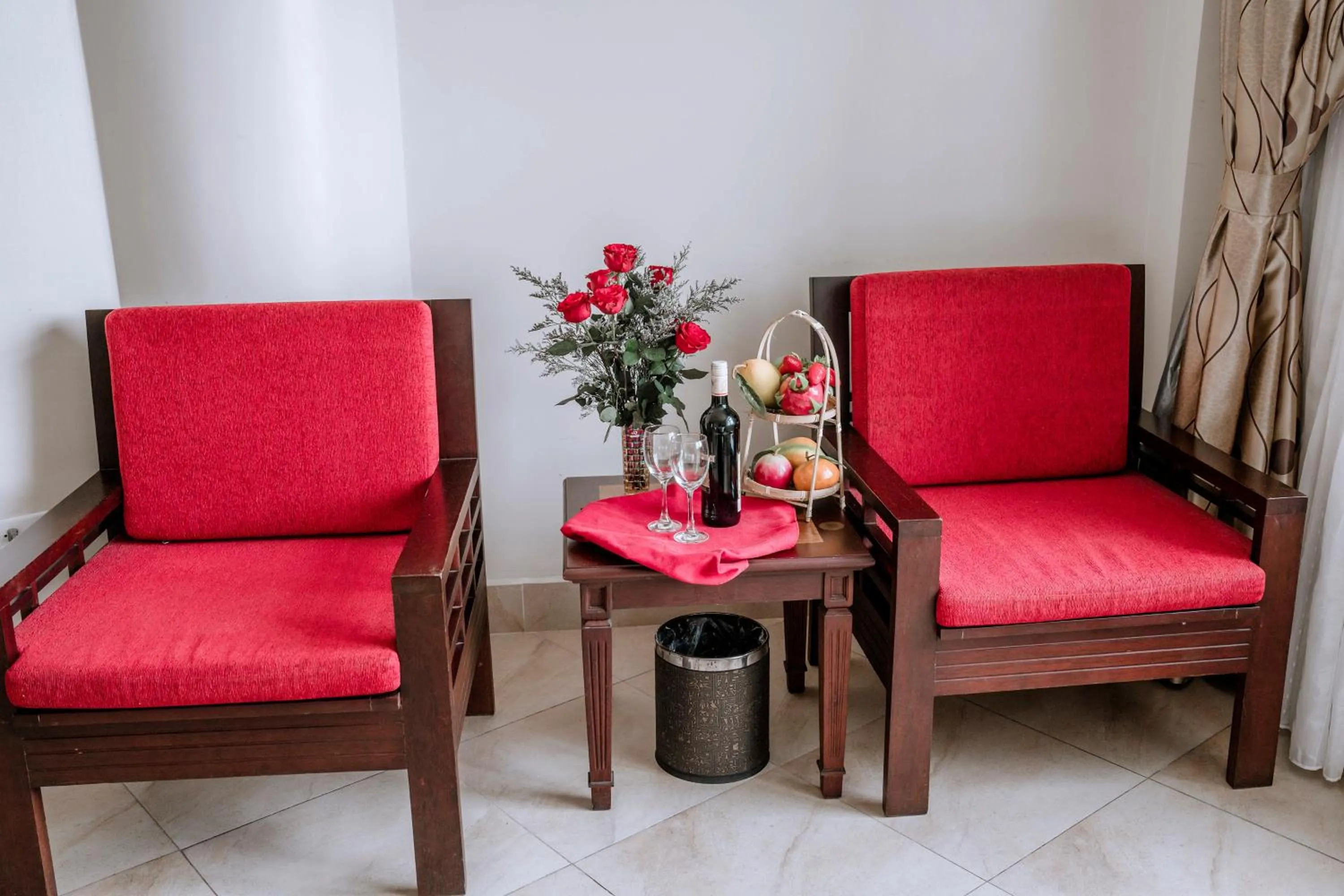 Living room in Hung Long Harbour Hotel