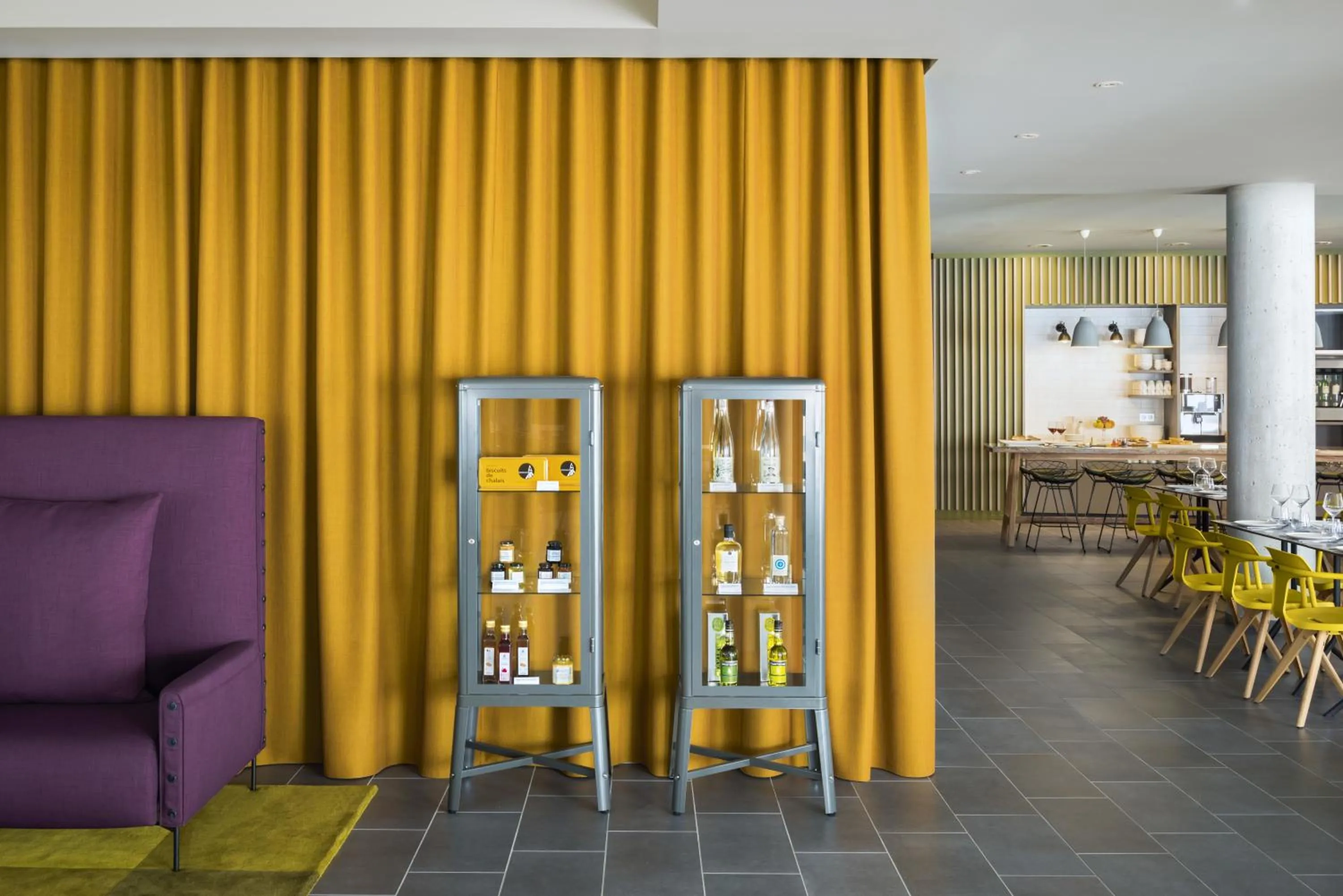 On-site shops in OKKO Hotels Grenoble Centre