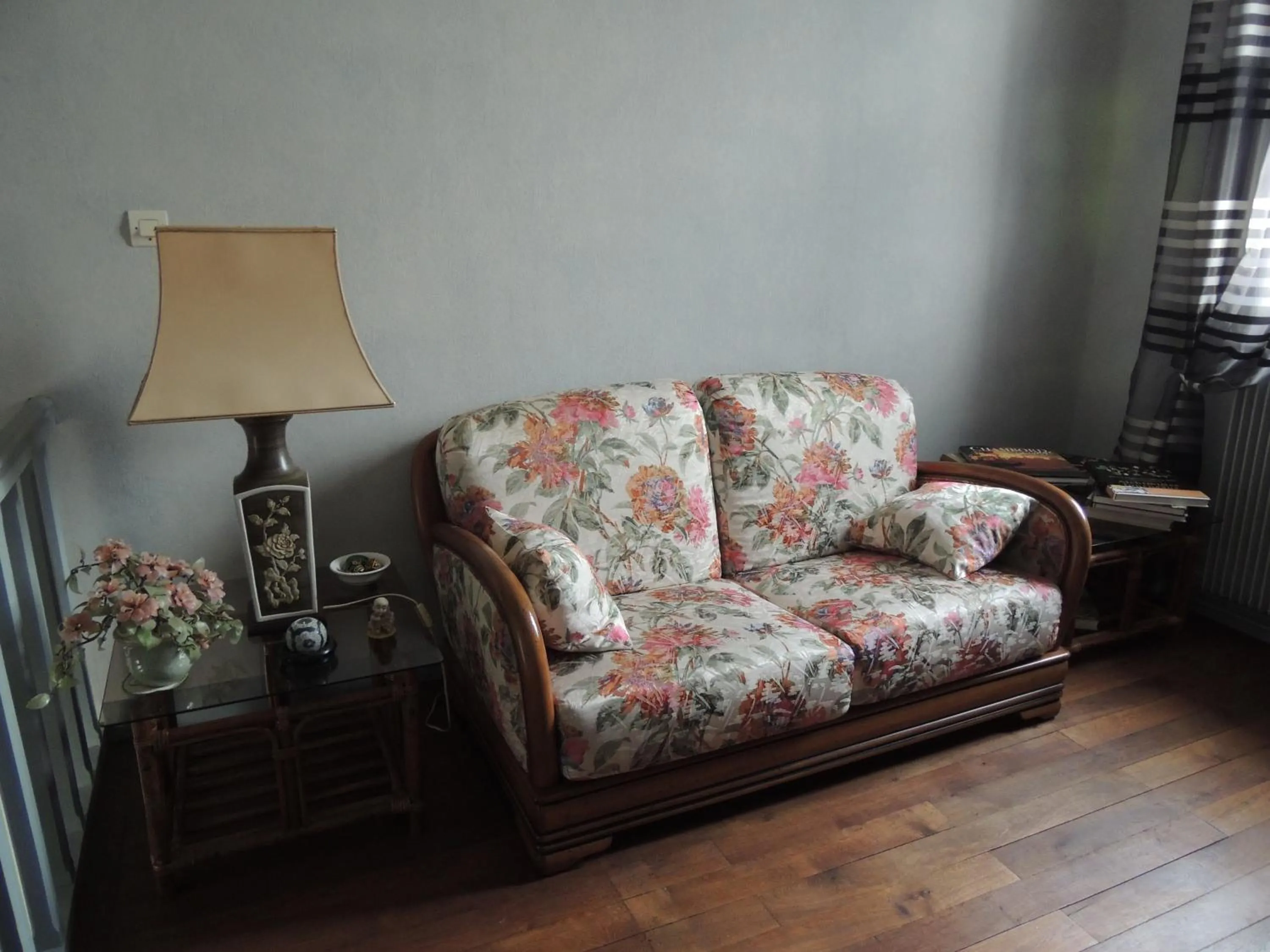 Seating area in Loire, Châteaux, et Vignes