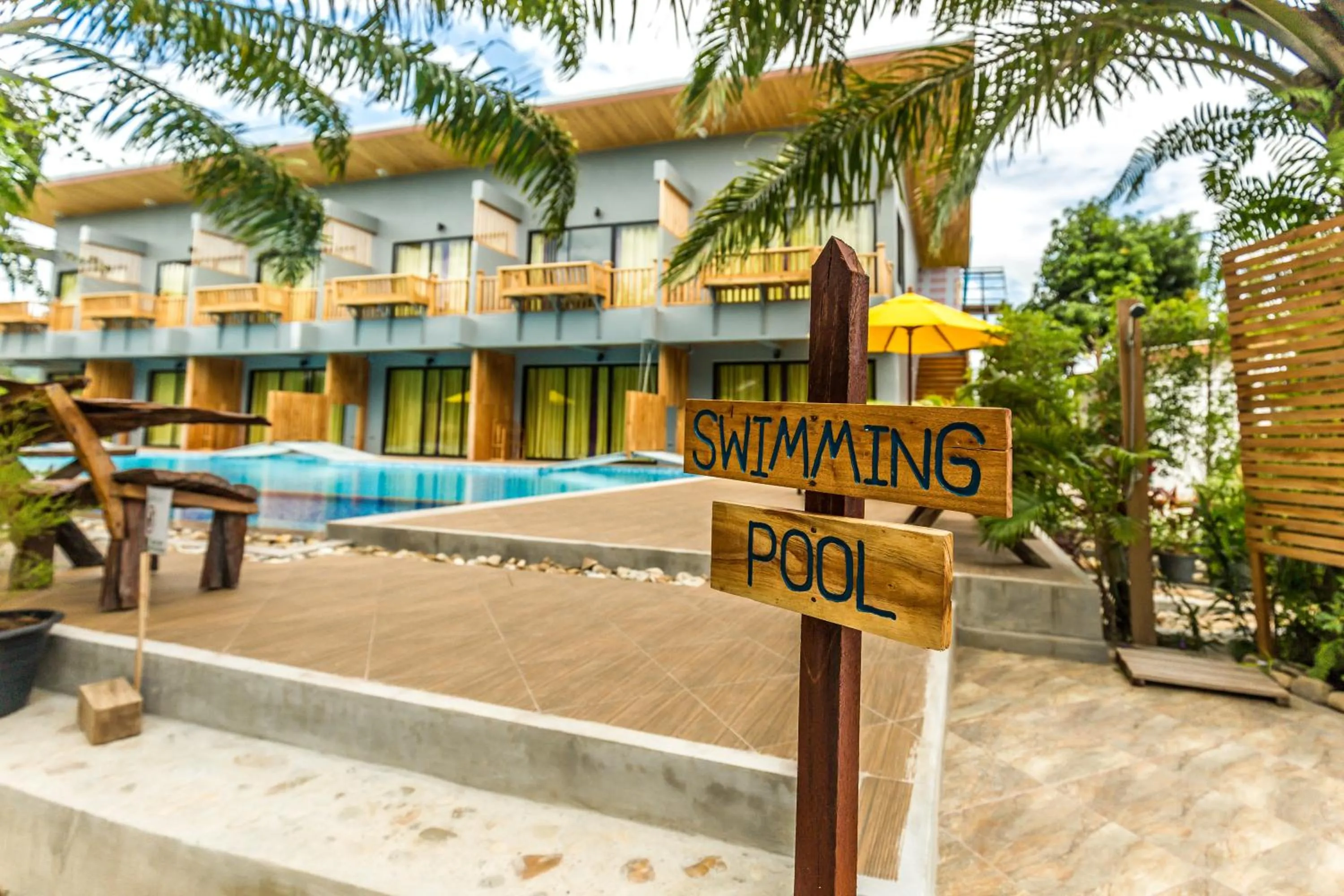 Swimming pool in Le Pes Villas