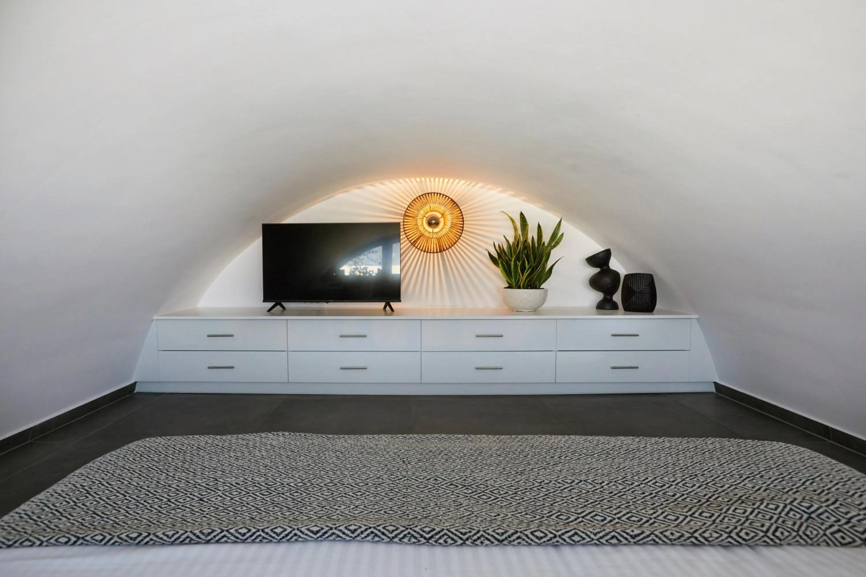 Bed in EPICENTER LUXURY RESIDENCE