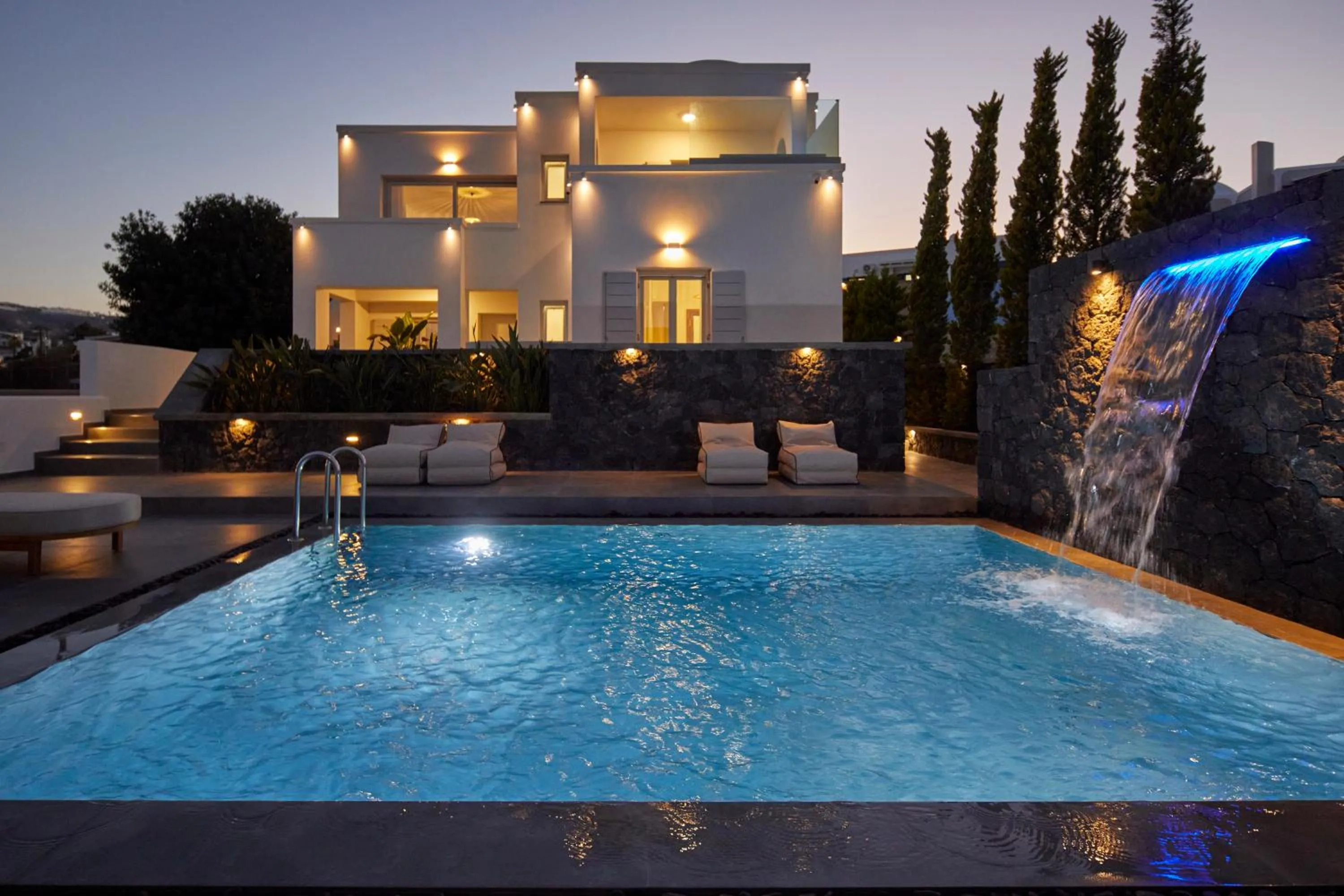 EPICENTER LUXURY RESIDENCE