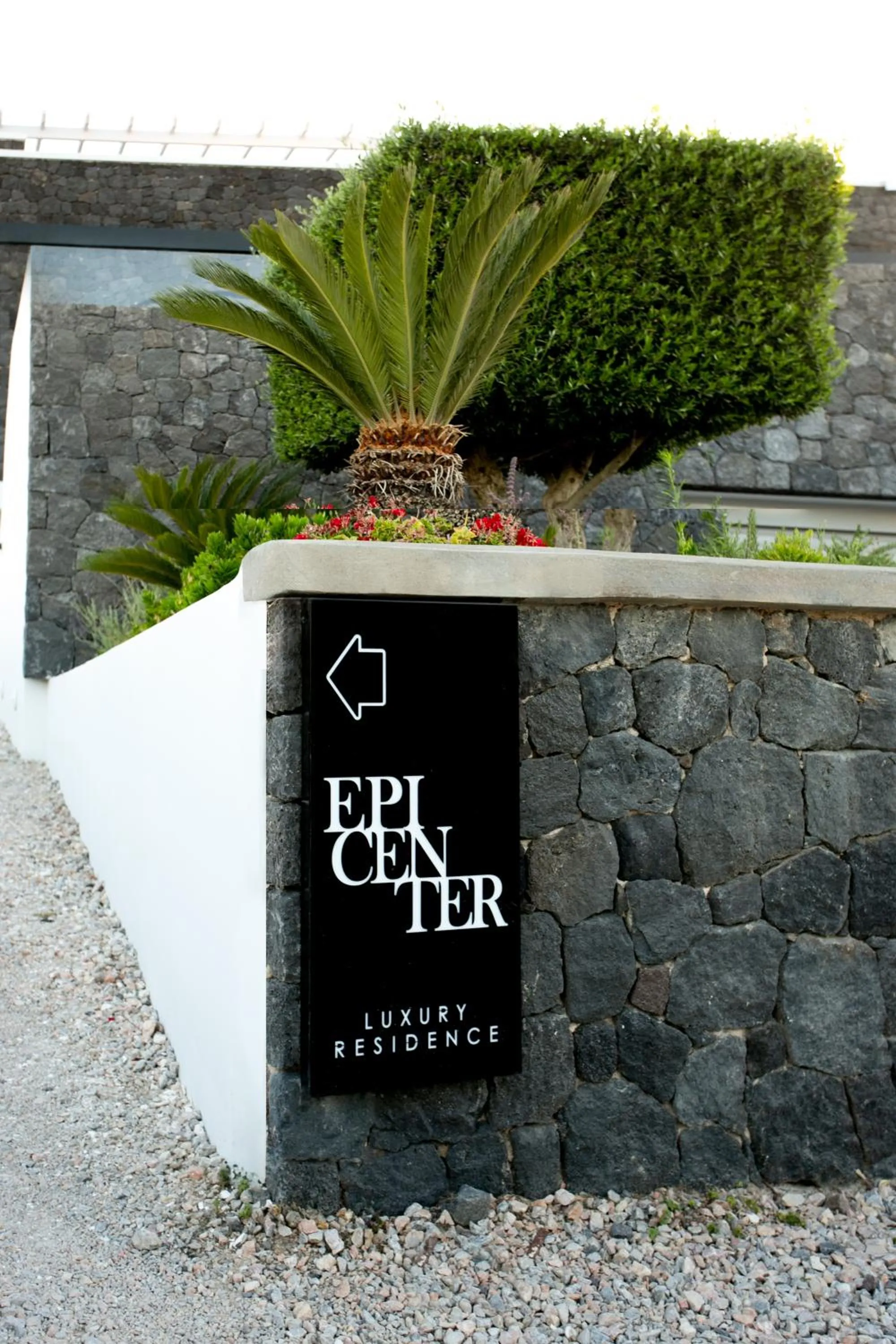 EPICENTER LUXURY RESIDENCE