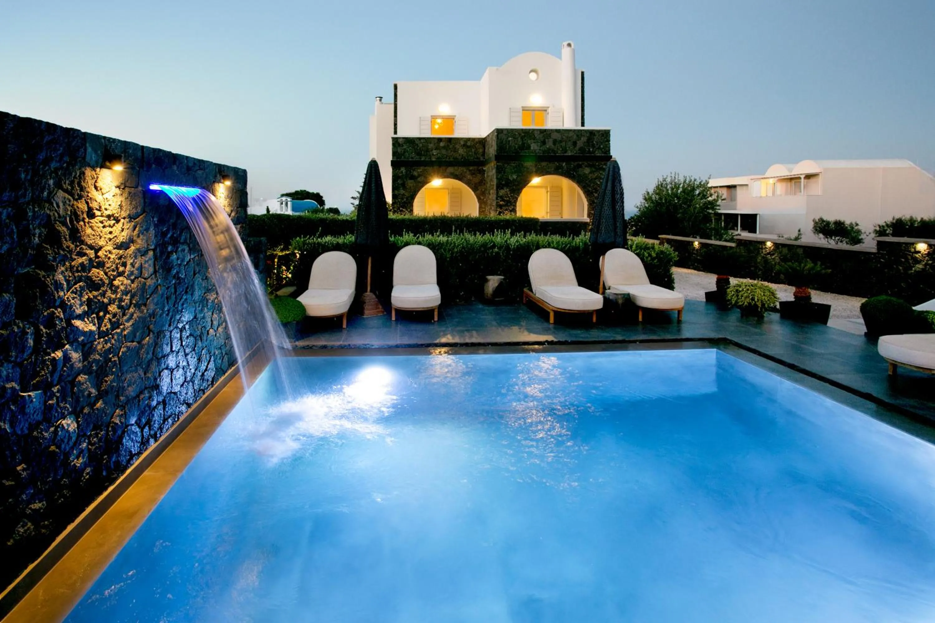 EPICENTER LUXURY RESIDENCE