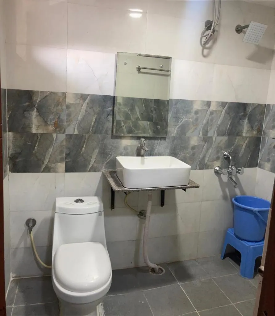 Hotel Supraja Yellow Bells