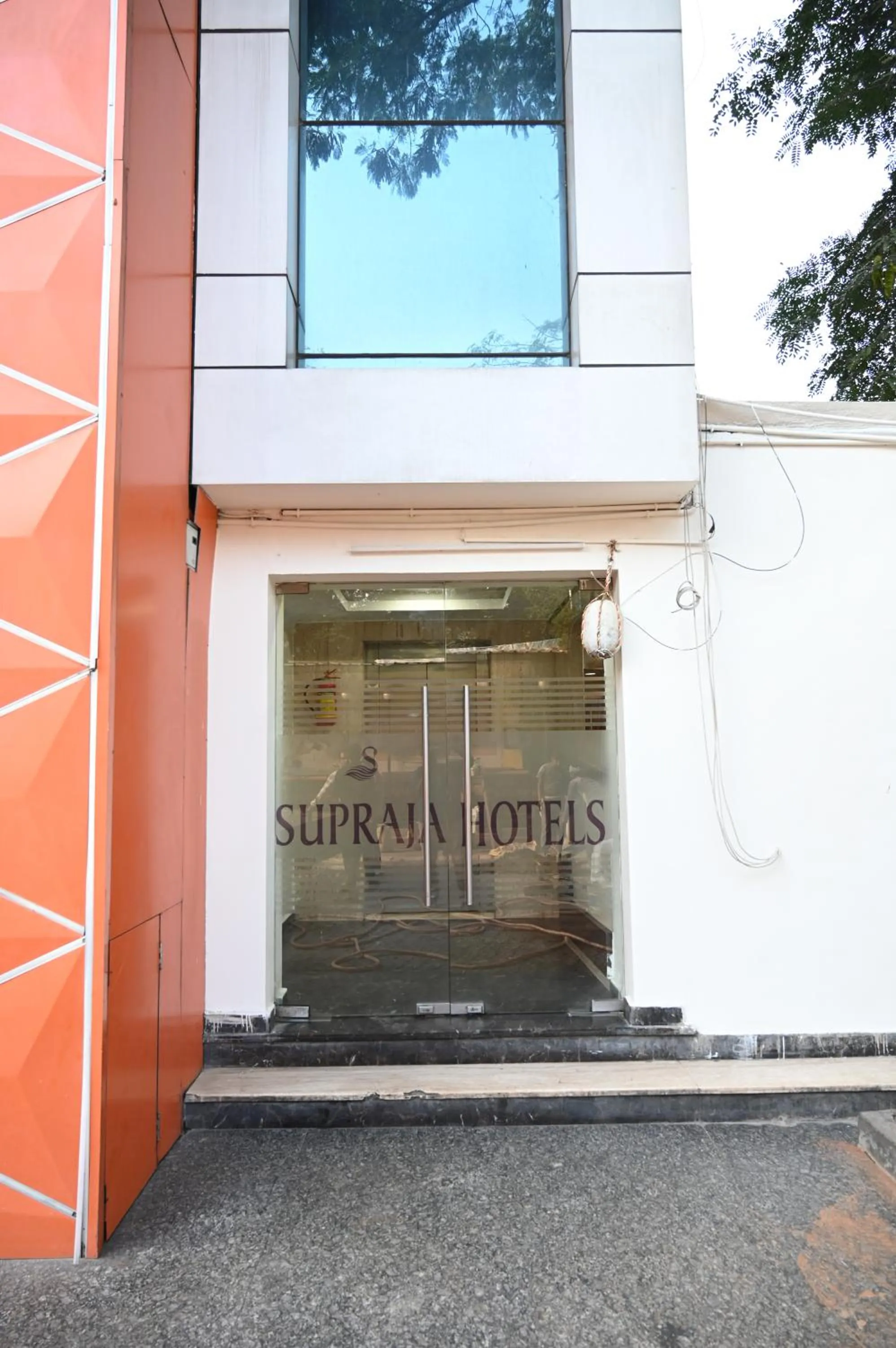 Facade/entrance in Hotel Supraja Yellow Bells