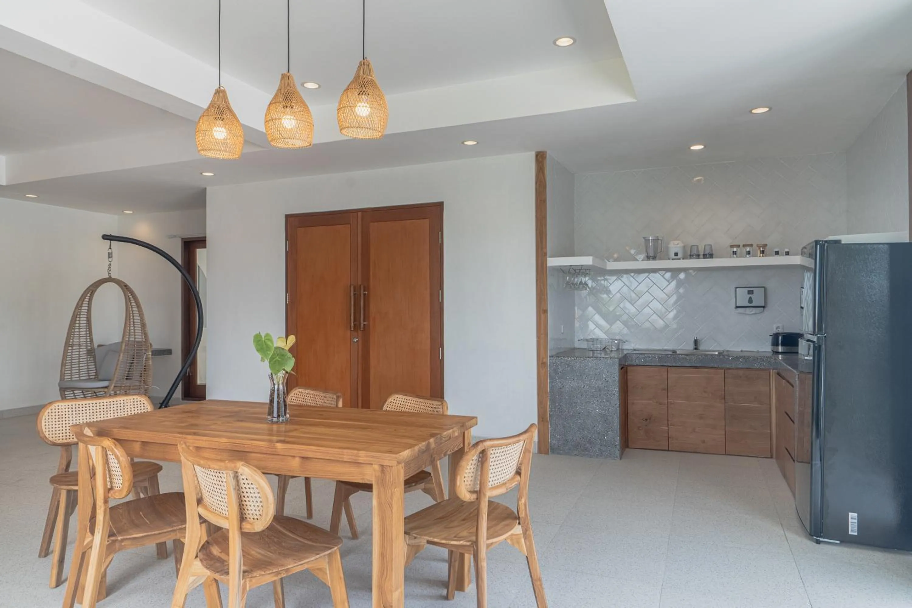 Kitchen or kitchenette in The Simore