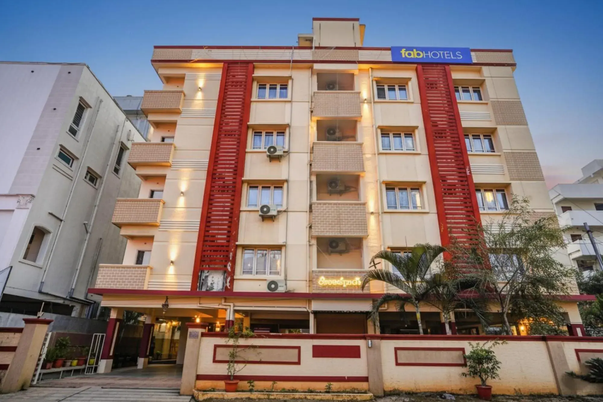 Property building in FabHotel Q Suites - Nr Kavuri Hills, Madhapur Property building in FabHotel Q Suites - Nr Kavuri Hills, Madhapur