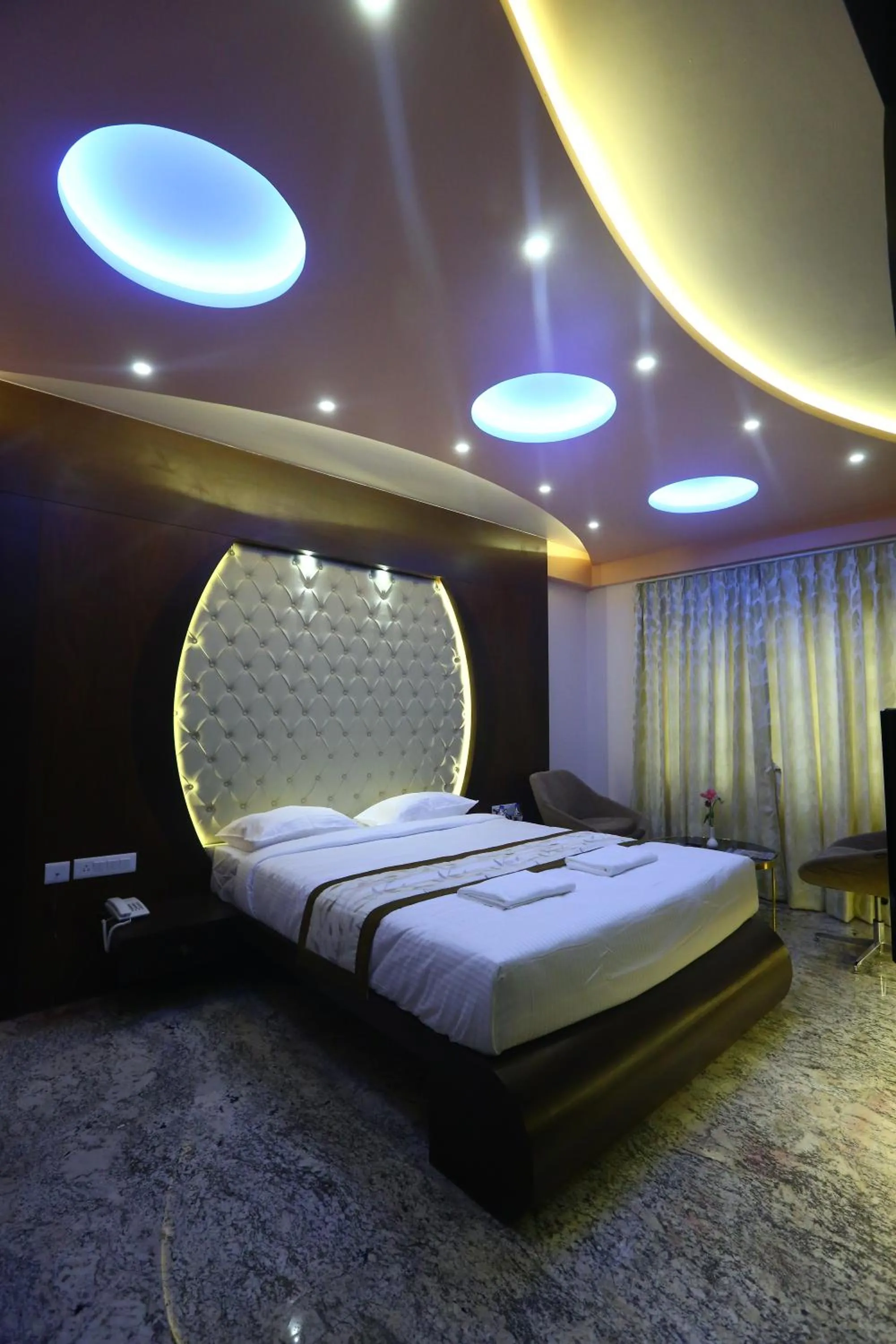 Bed in Hotel White Rock