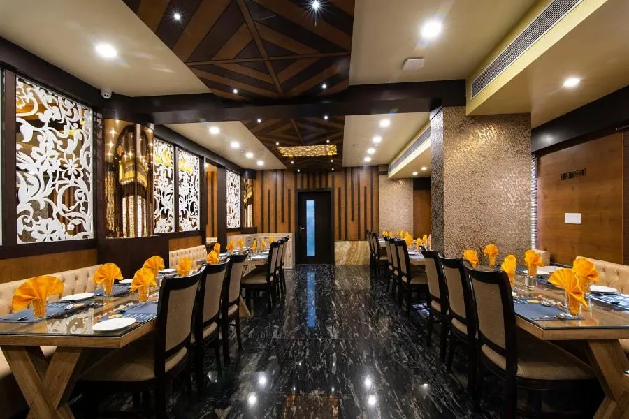 Property building in Hotel White Rock