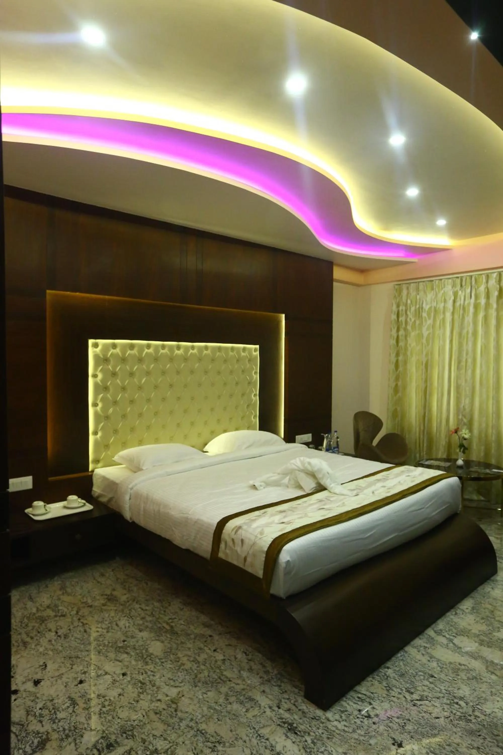 Bed in Hotel White Rock