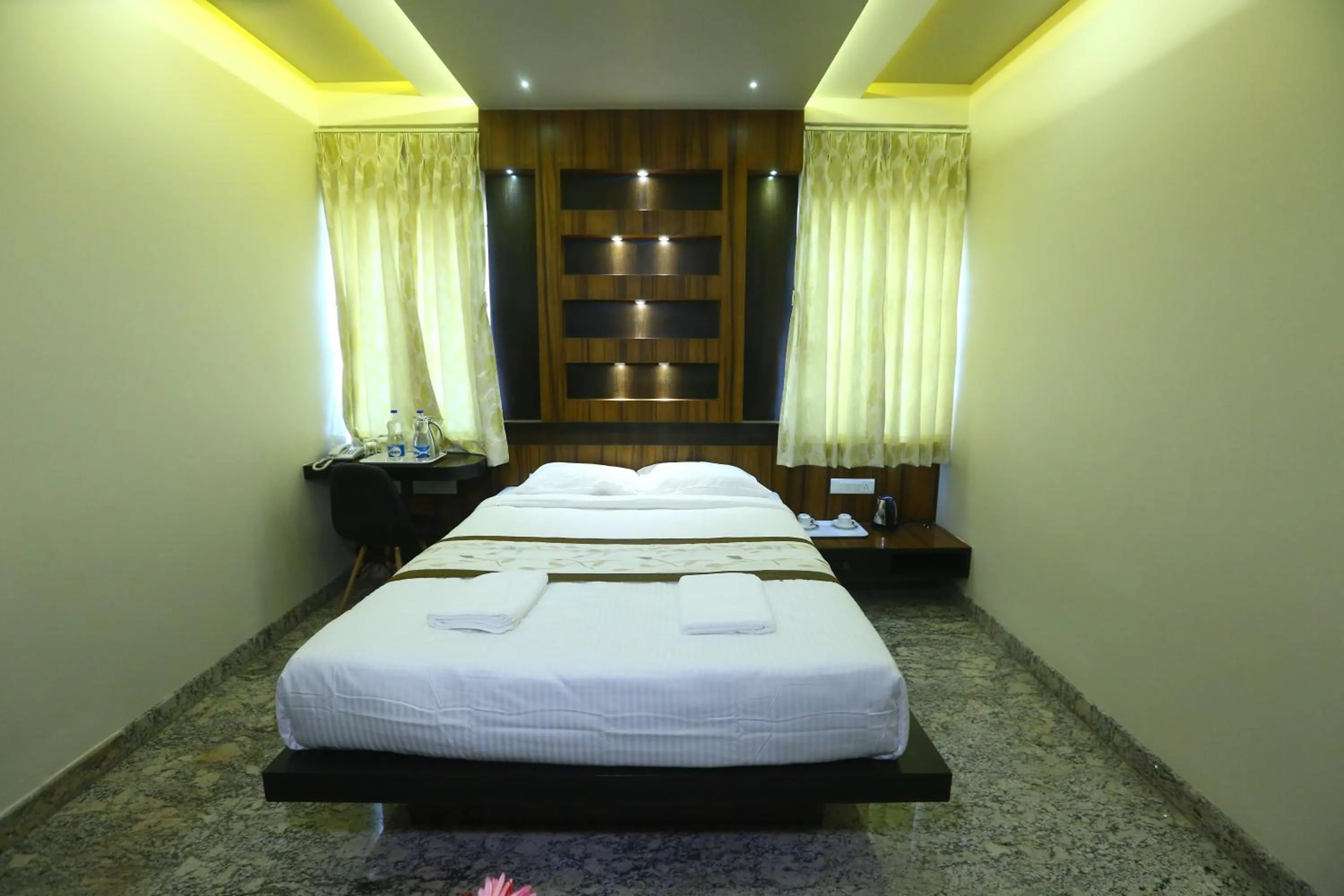 Bed in Hotel White Rock