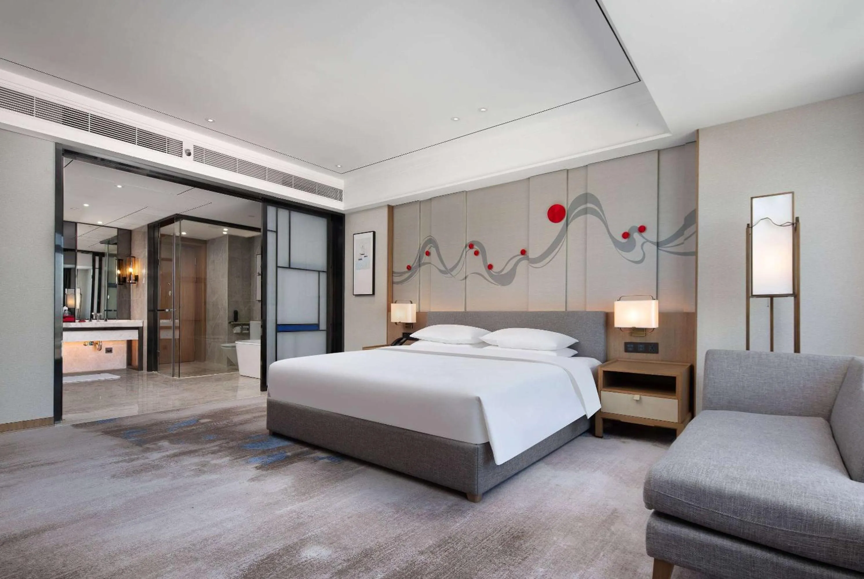 Photo of the whole room, Bed in Wyndham Garden Foshan Jinshazhou