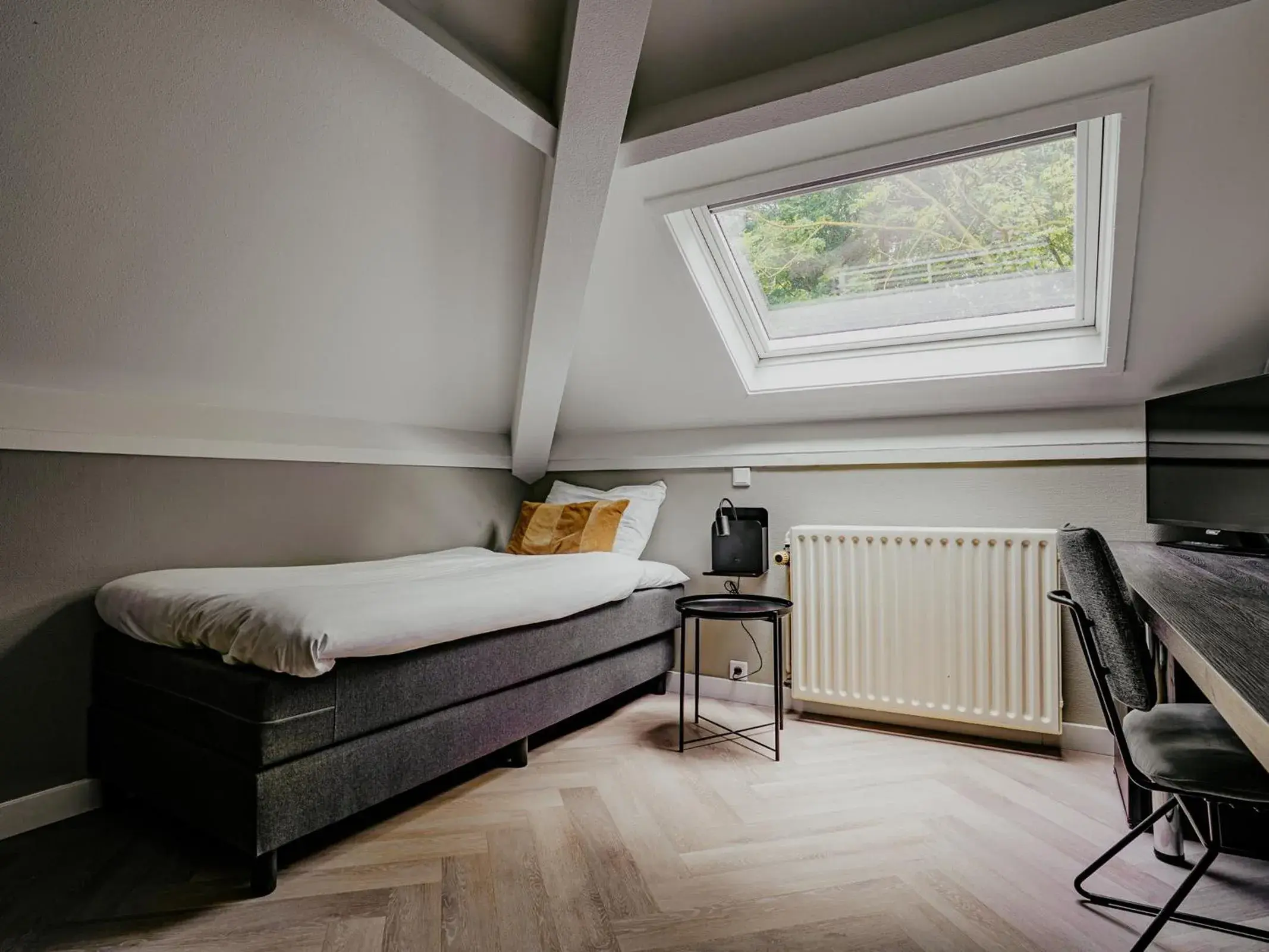 Bed in Hotel Heemskerk Bed in Hotel Heemskerk