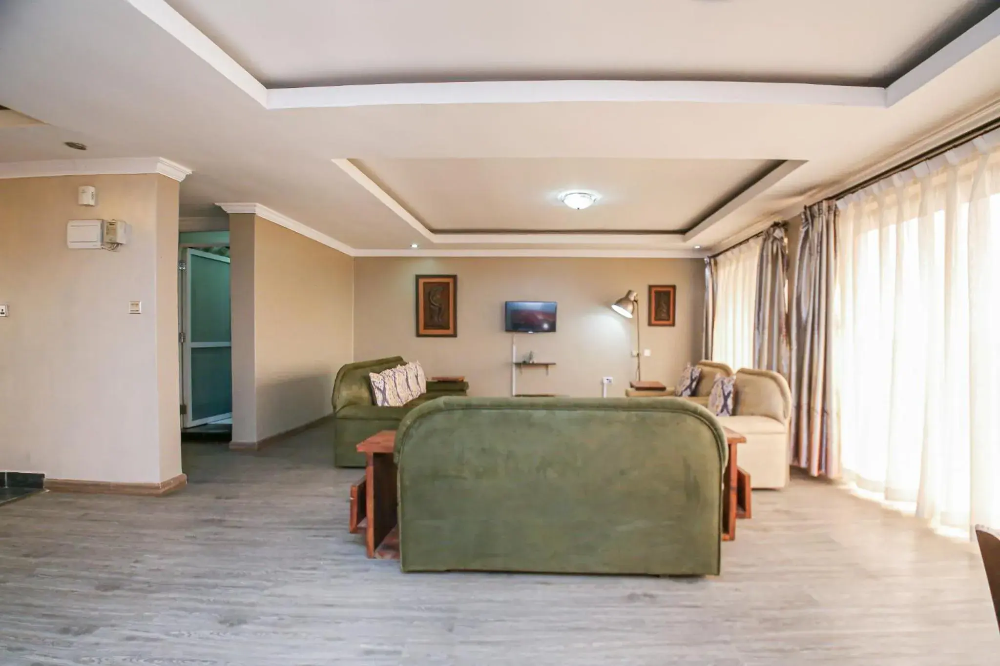 Living room in Eldon Apartments & Suites Living room in Eldon Apartments & Suites