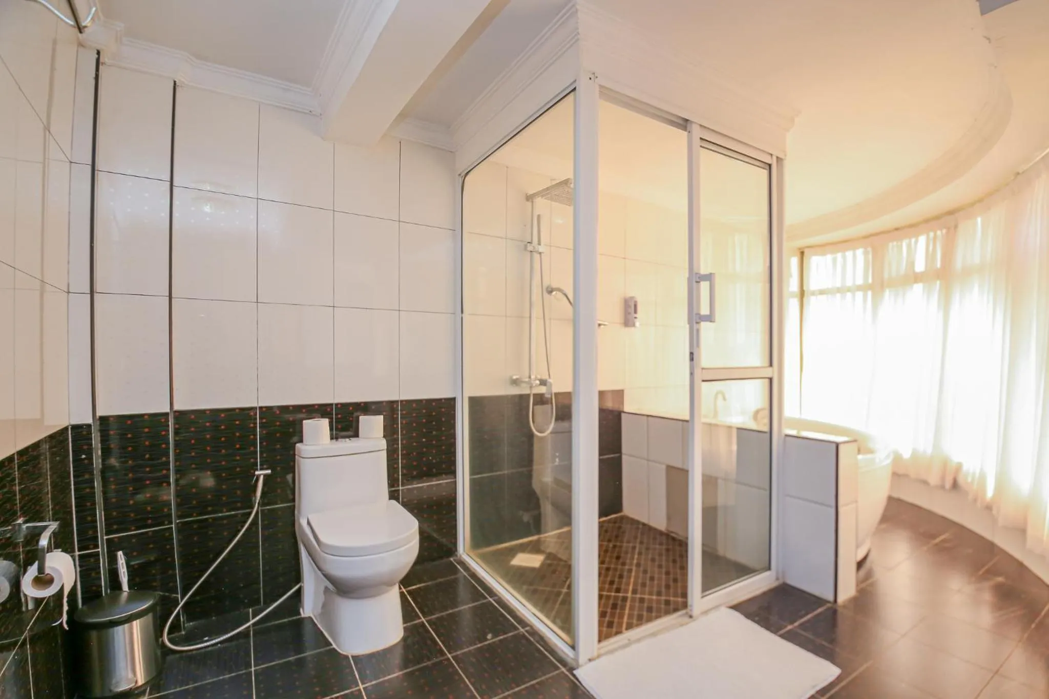Shower in Eldon Apartments & Suites
