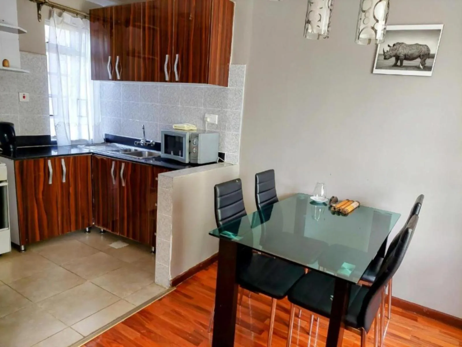 Kitchen or kitchenette in Eldon Apartments & Suites