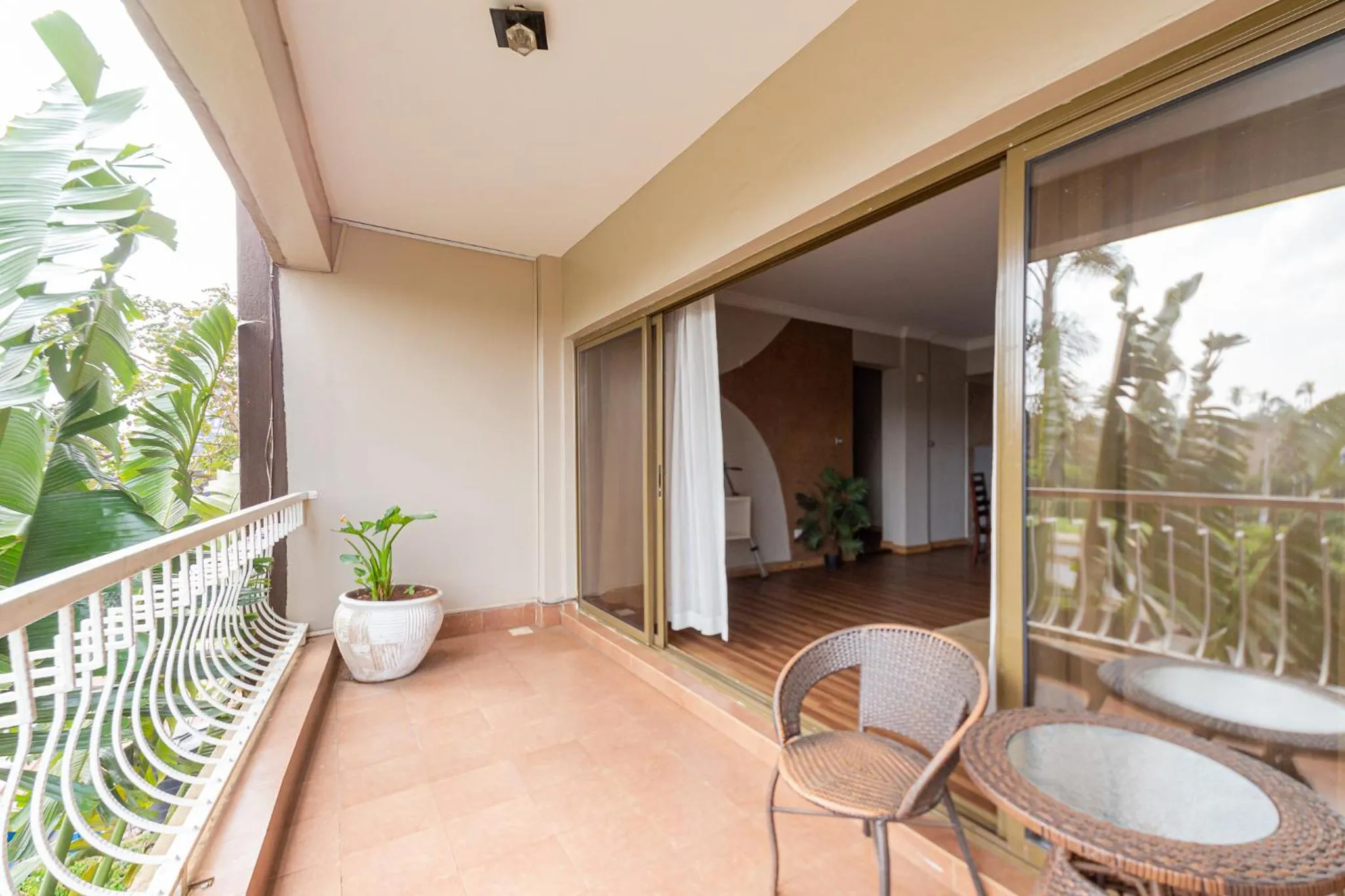 Spring in Eldon Apartments & Suites