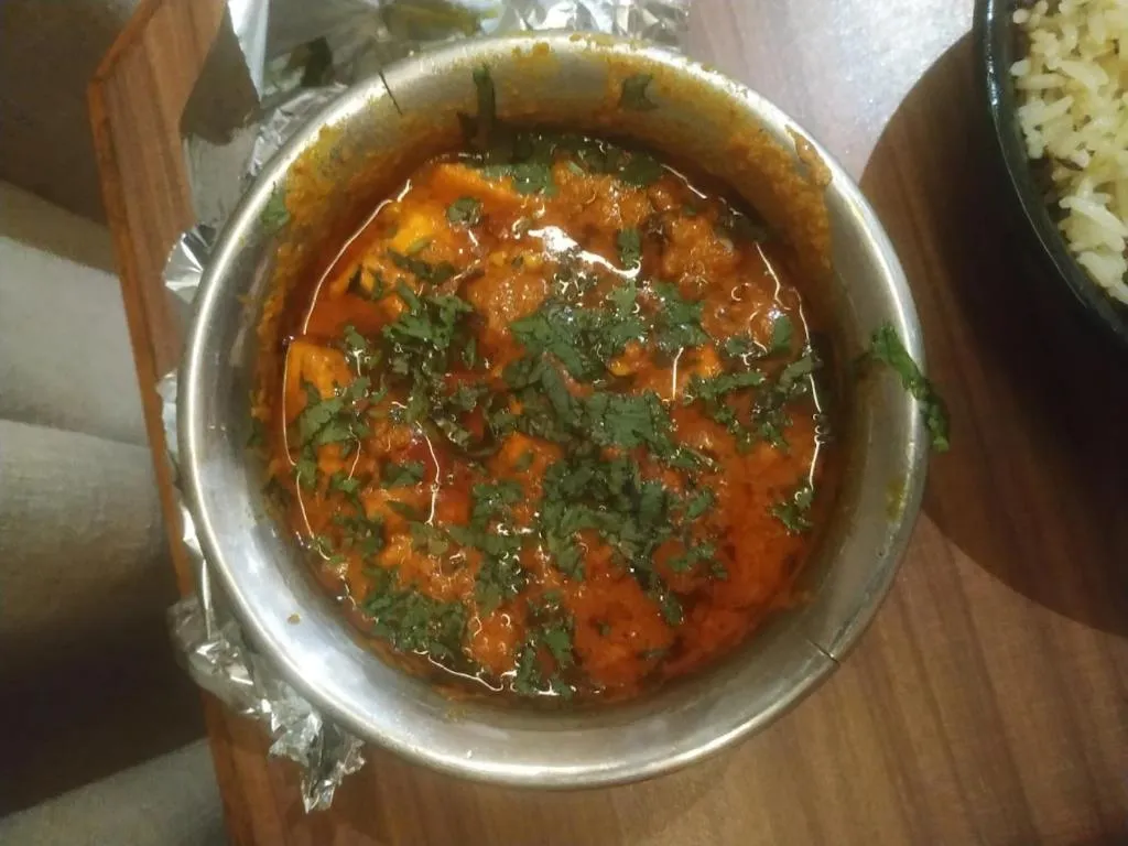 Food and drinks in Hotel Aaradhya