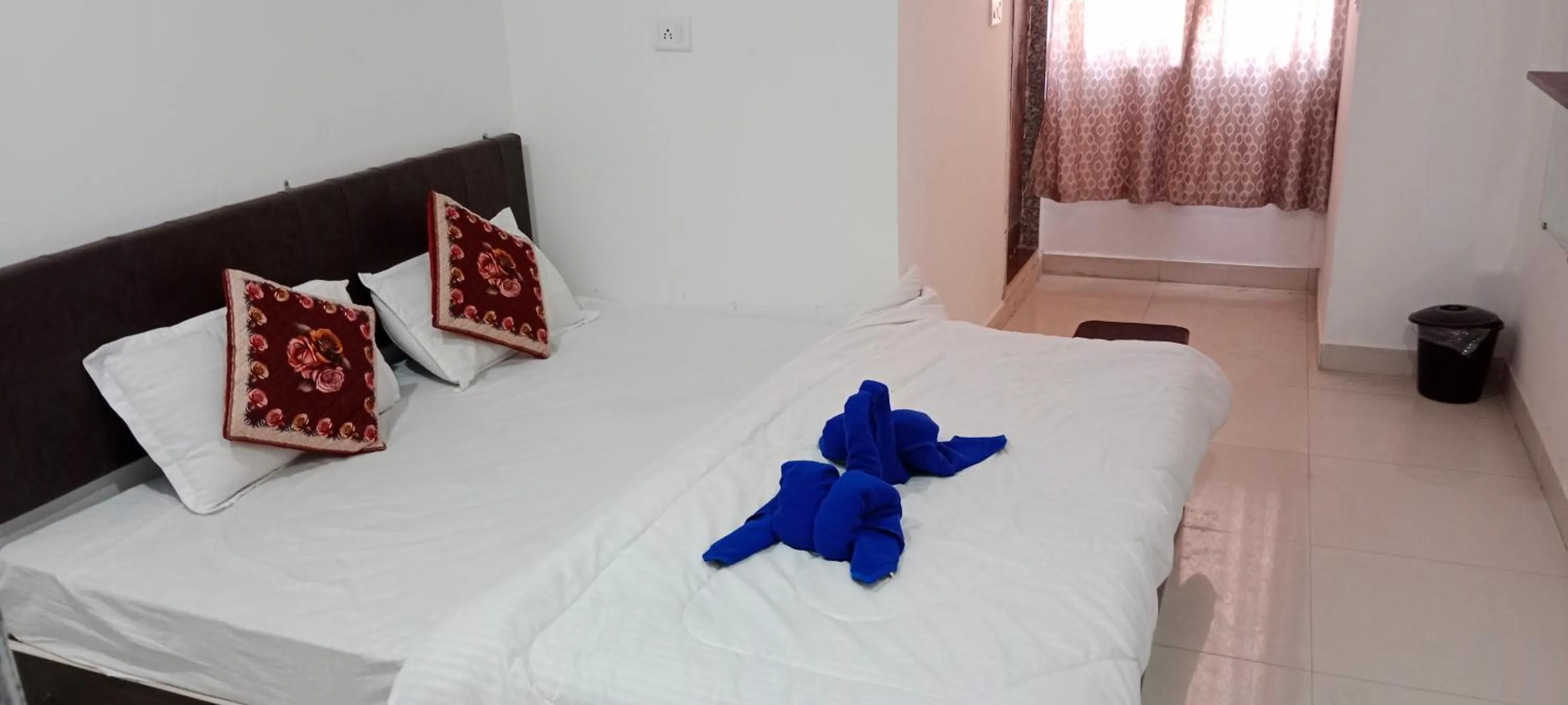 Bed in Hotel Aaradhya
