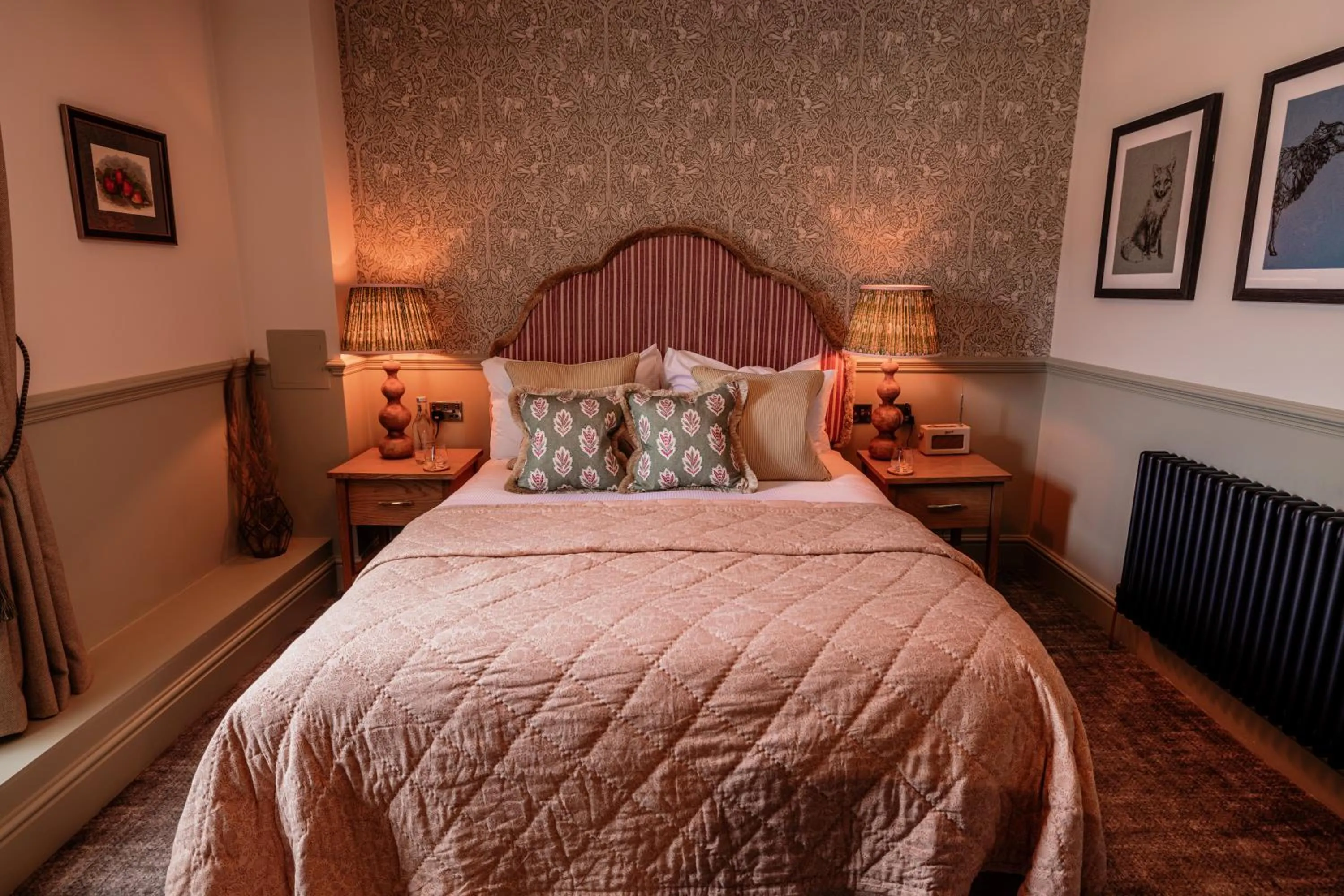 Bed in The Ashford Arms