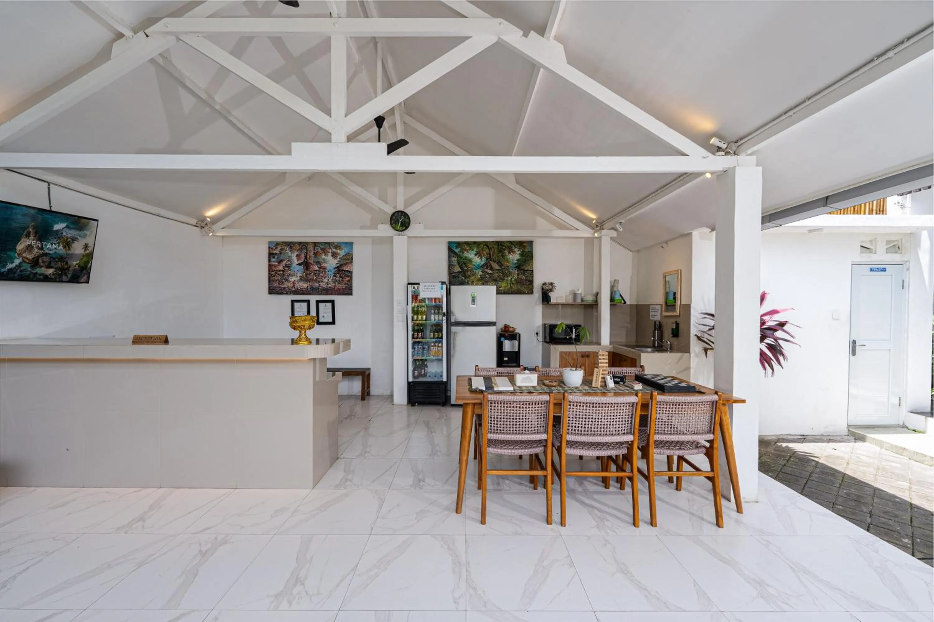 Area and facilities in Summer of Surf Hostel Ungasan Uluwatu