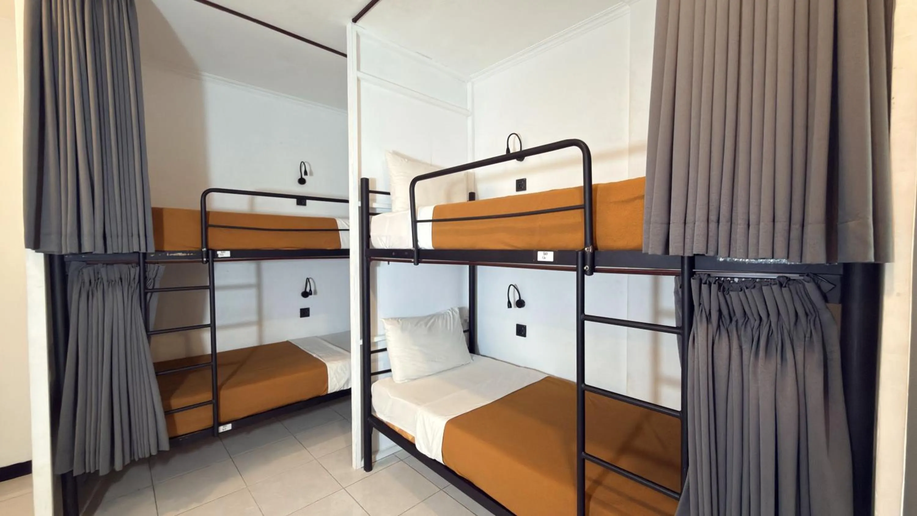 Bed in Summer of Surf Hostel Ungasan Uluwatu