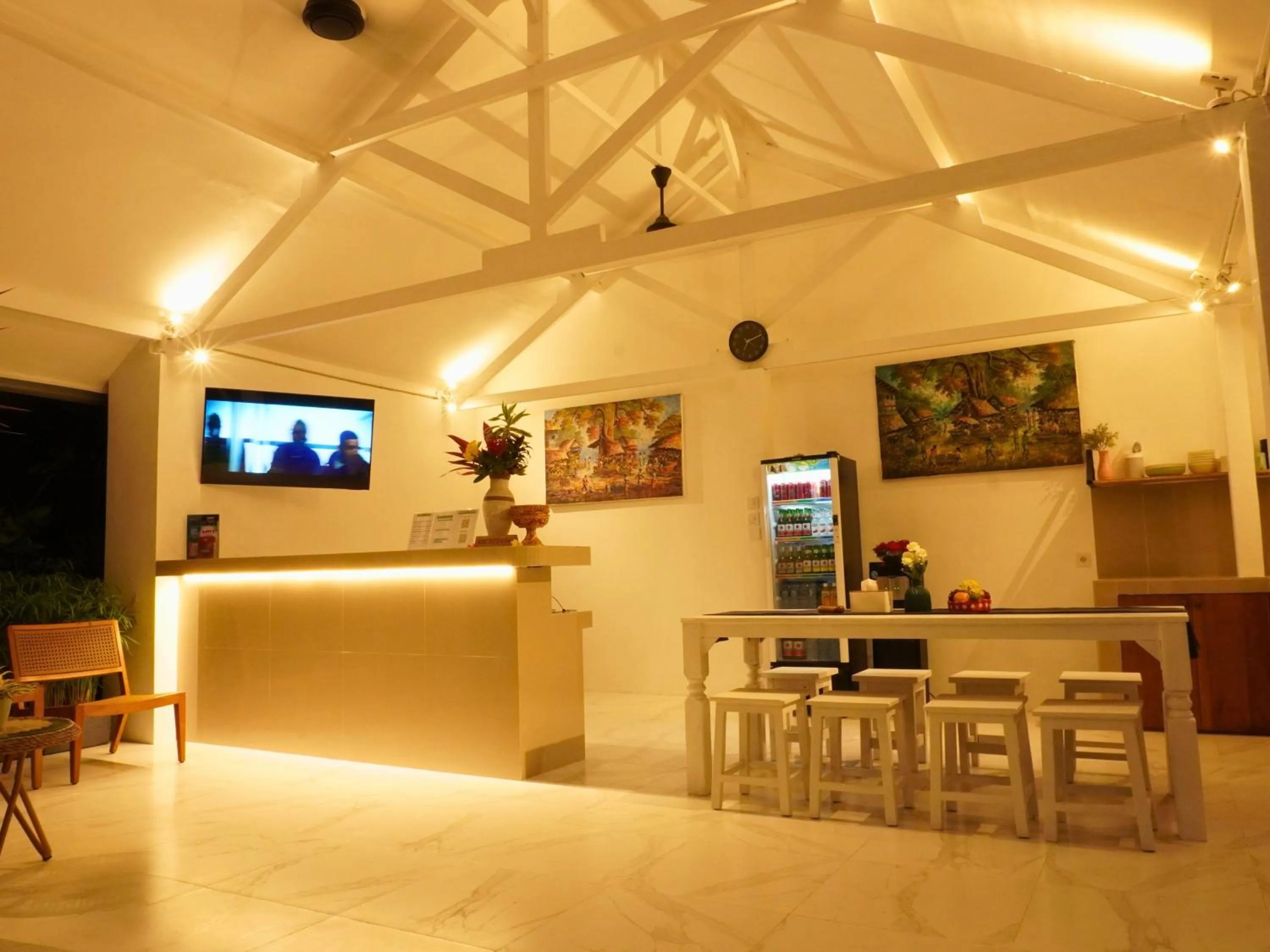 Lobby or reception in Summer of Surf Hostel Ungasan Uluwatu