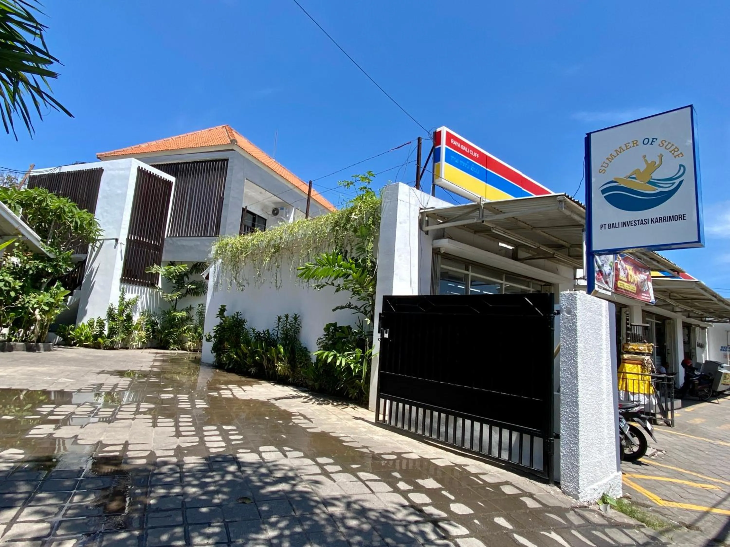 Property building in Summer of Surf Hostel Ungasan Uluwatu