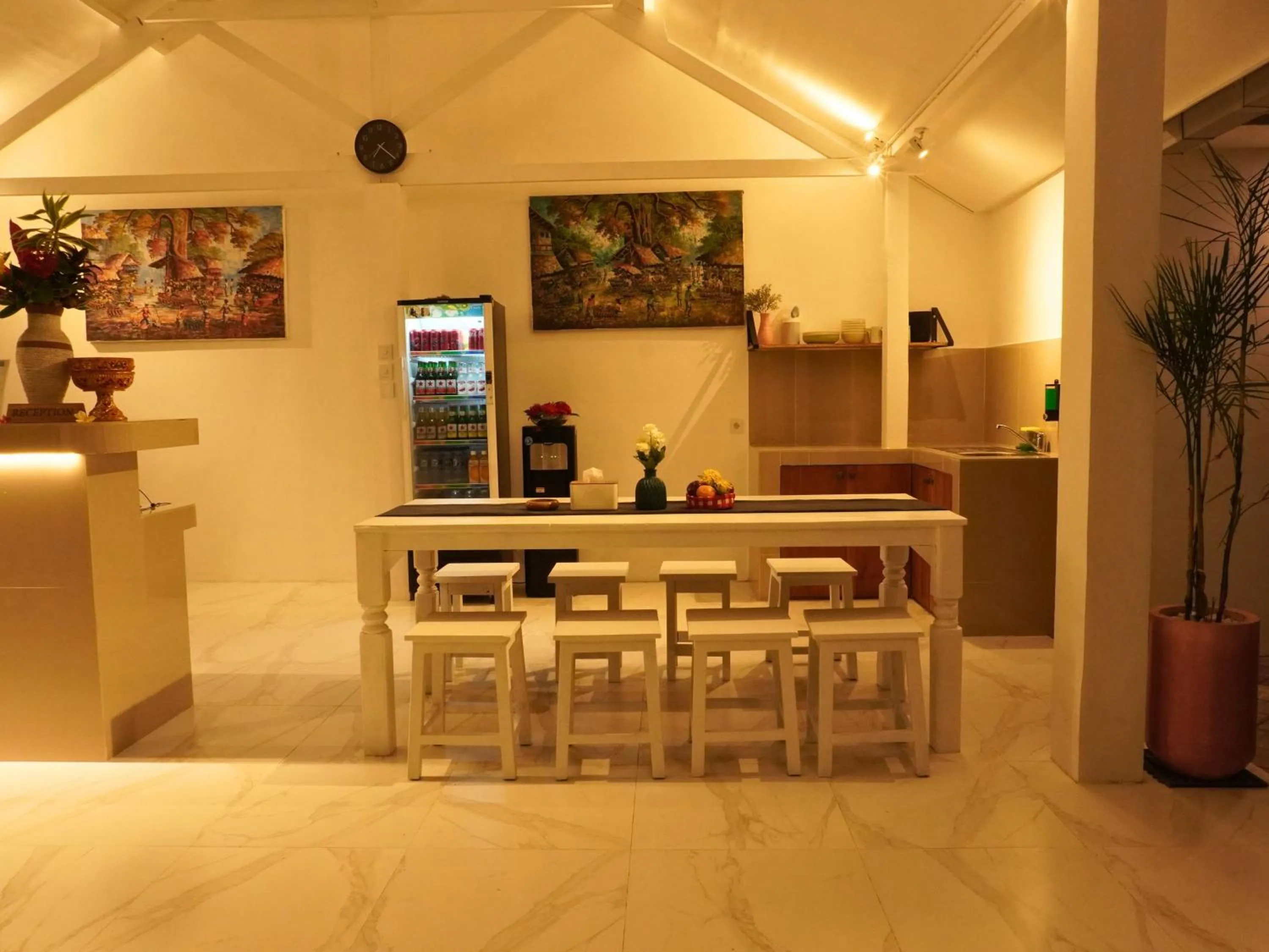 Lobby or reception in Summer of Surf Hostel Ungasan Uluwatu