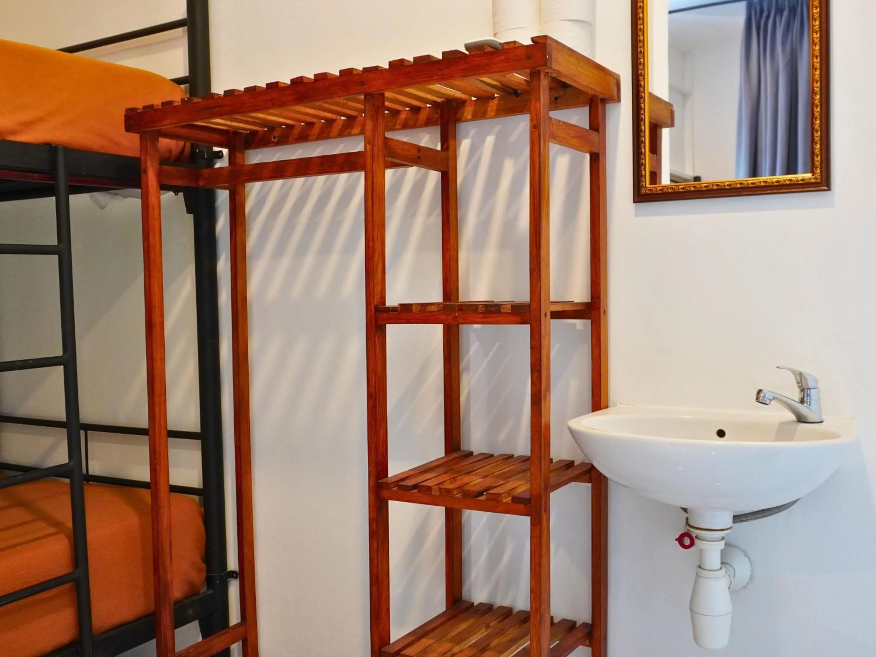 Bathroom in Summer of Surf Hostel Ungasan Uluwatu