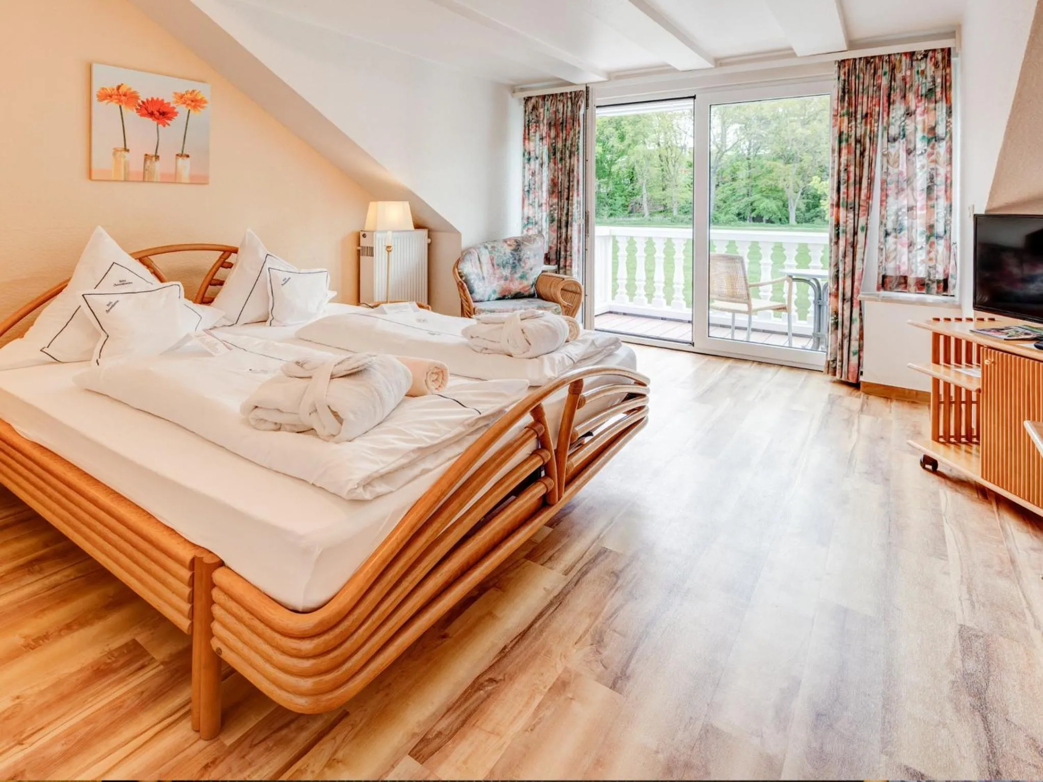 Photo of the whole room, Bed in Hotel Seeschlösschen