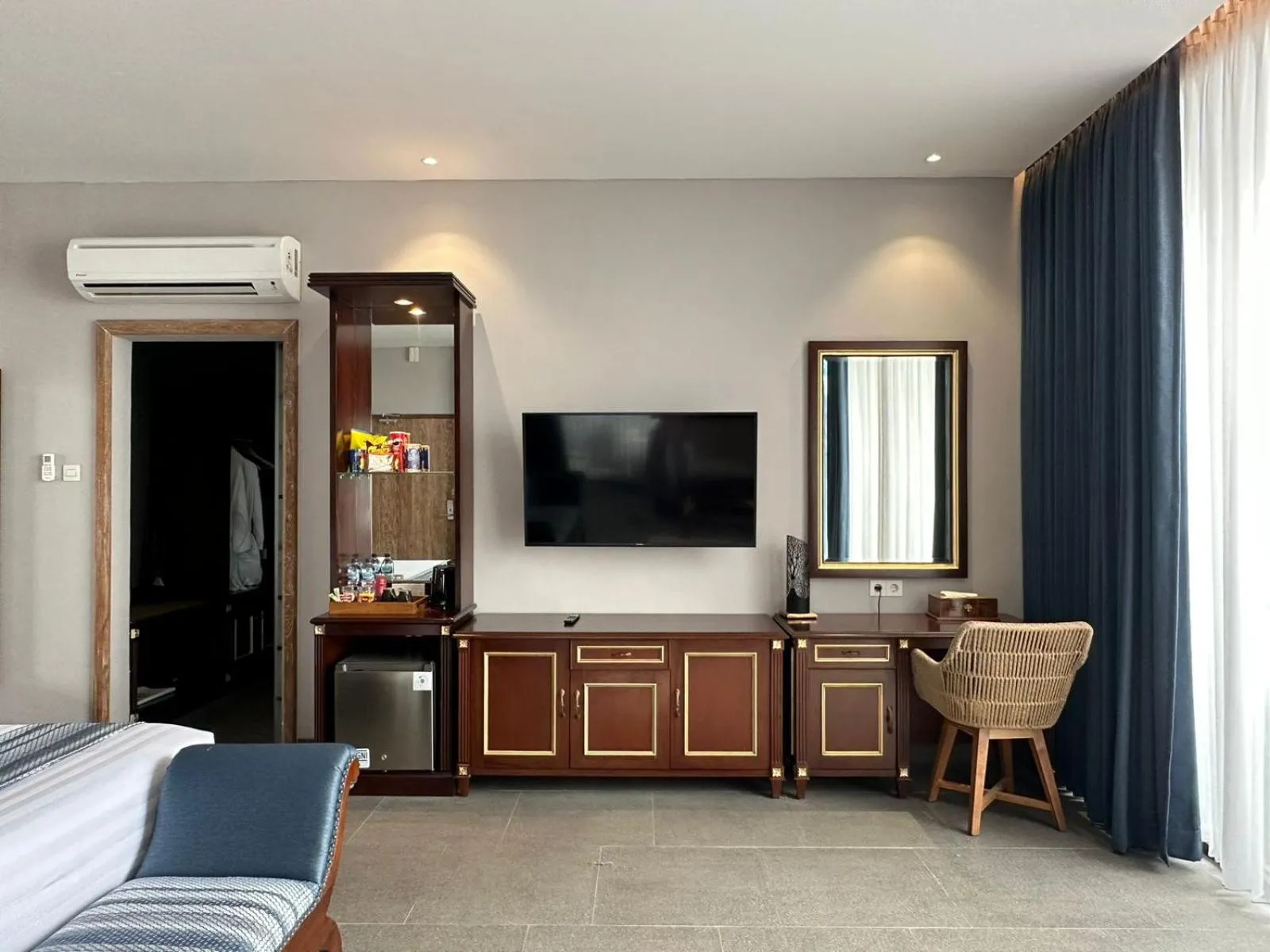 Bed in Tabebuya Resto & Resort