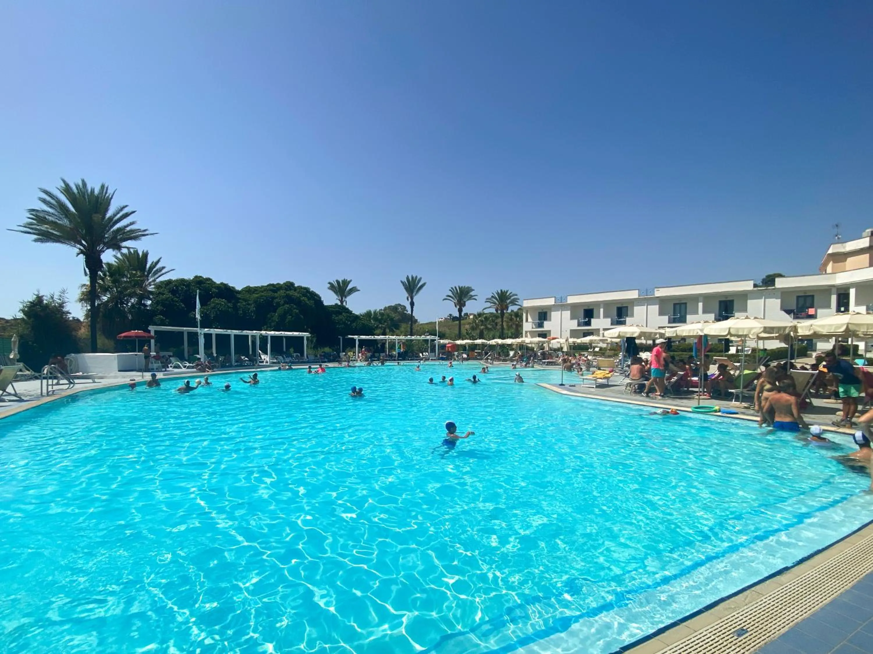Swimming pool in Zeta Club Selinunte