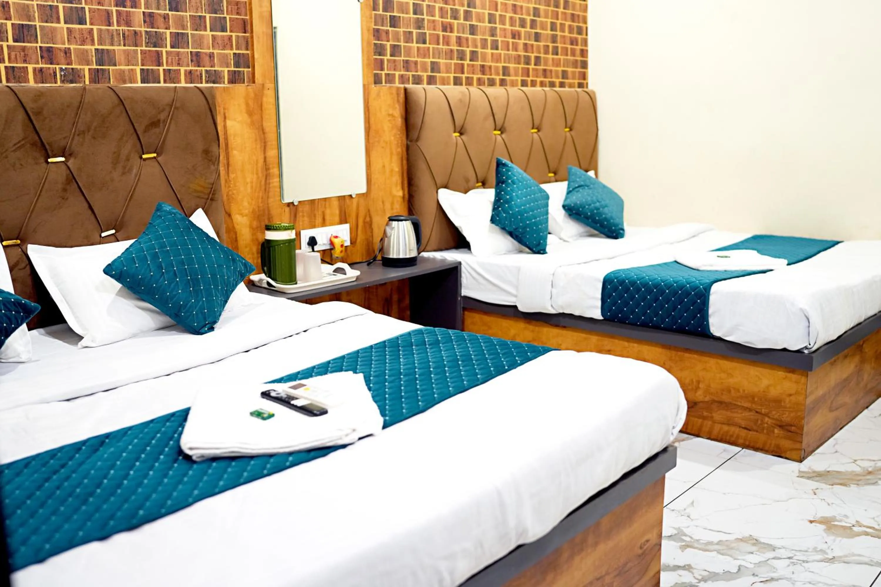 Bed in Hotel Mahalok Palace