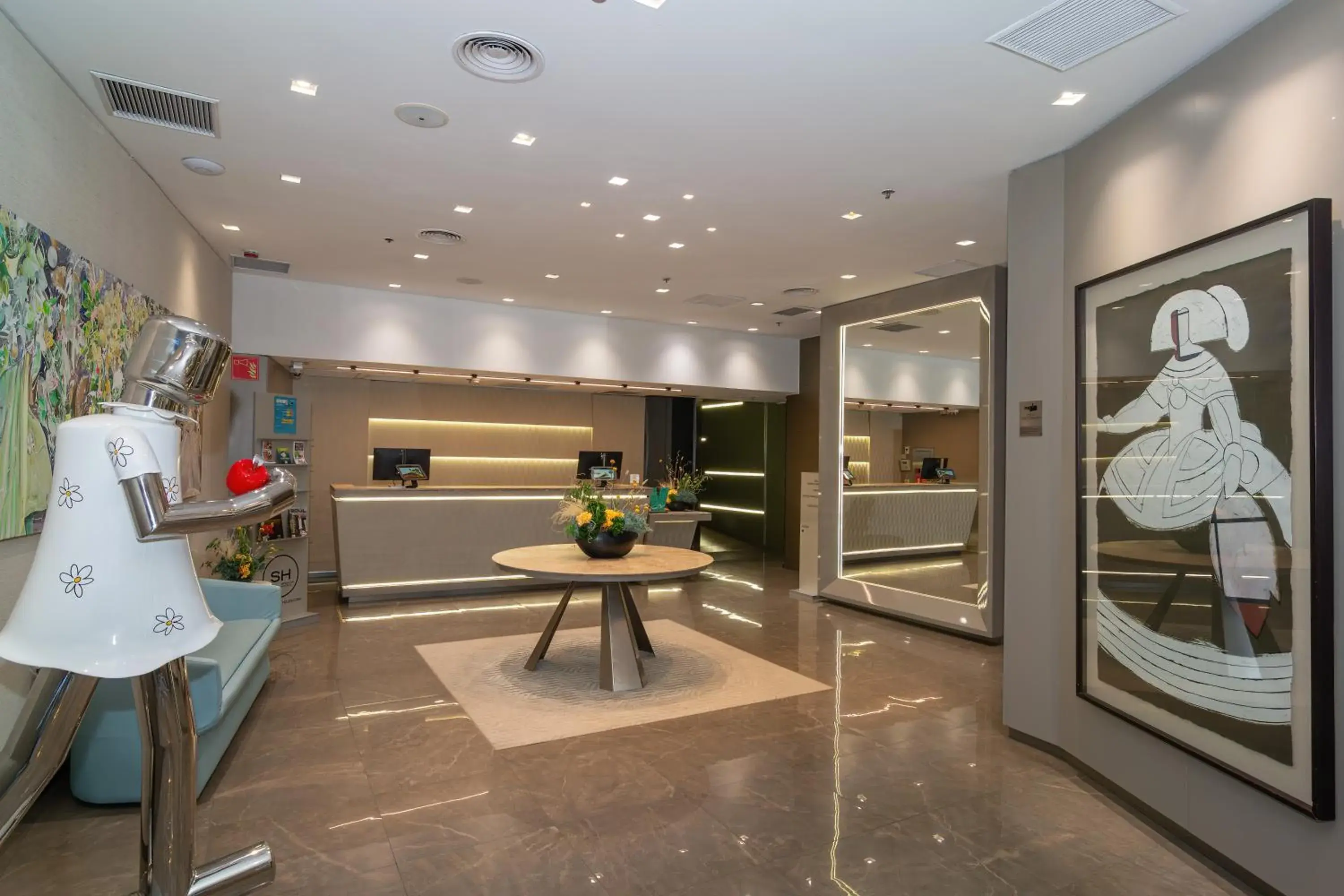 Lobby or reception in SH Colón Valencia Lobby or reception in SH Colón Valencia