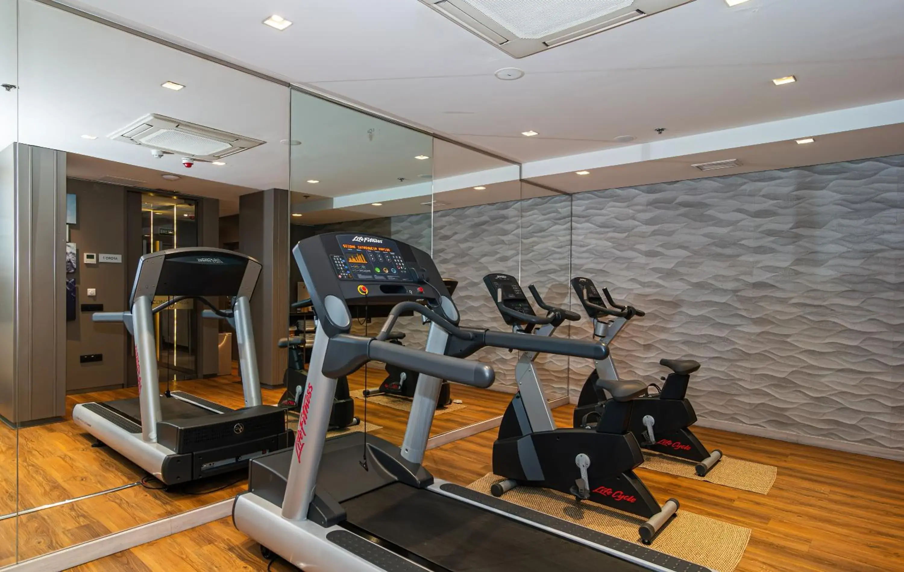 Fitness centre/facilities in SH Colón Valencia Fitness centre/facilities in SH Colón Valencia