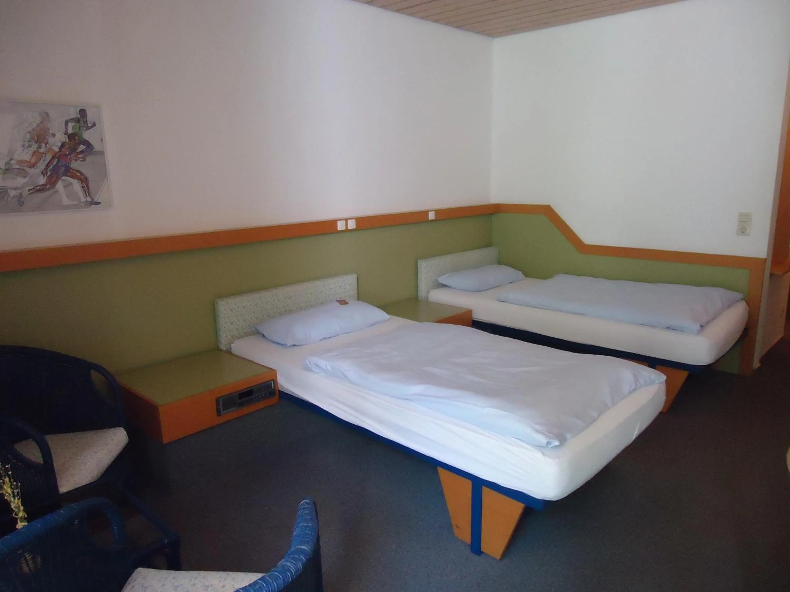 Double Room with Shower - single occupancy in Sportpark Jürgen Fassbender