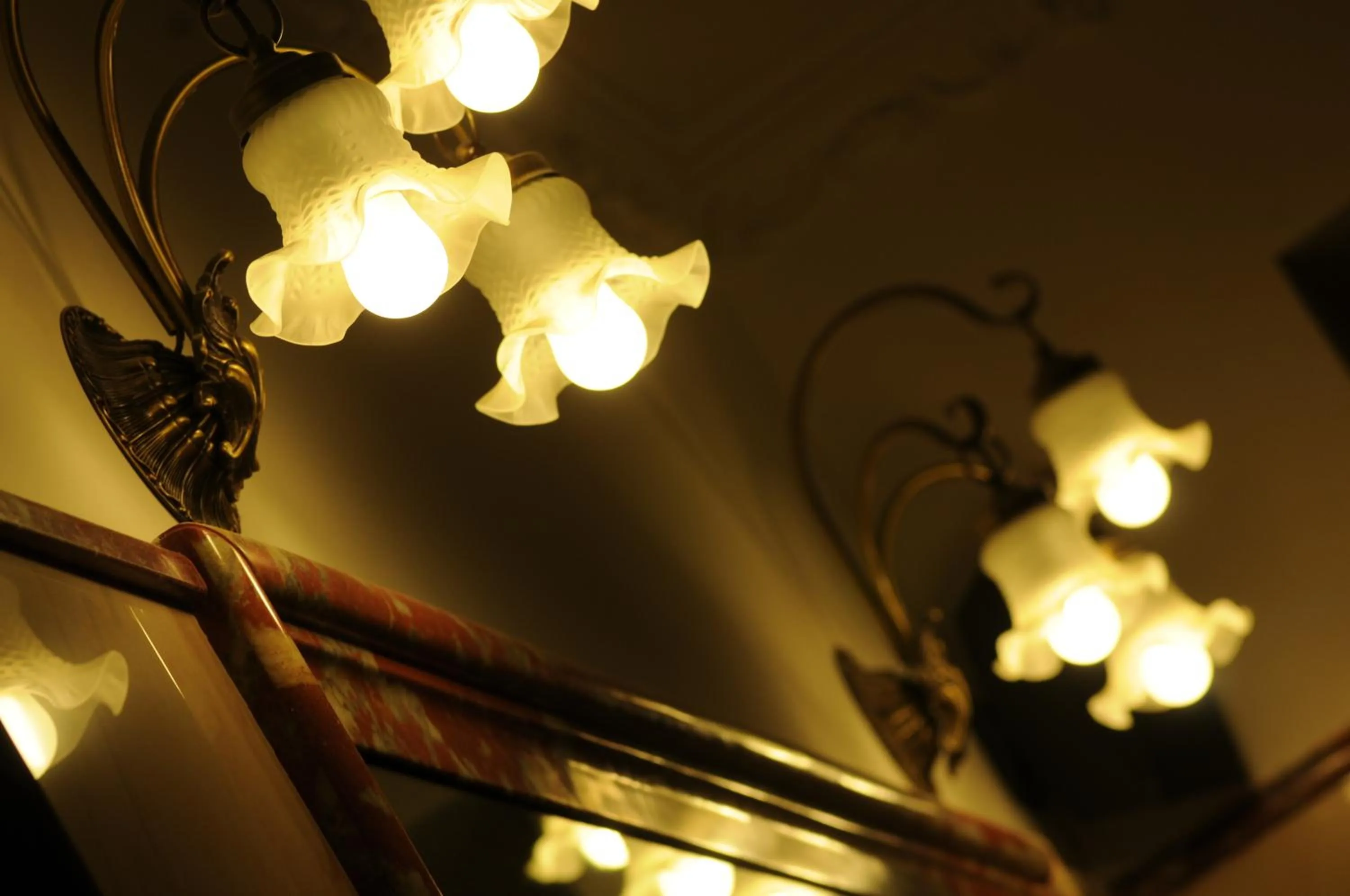 Communal lounge/ TV room in Hotel Villa Maria