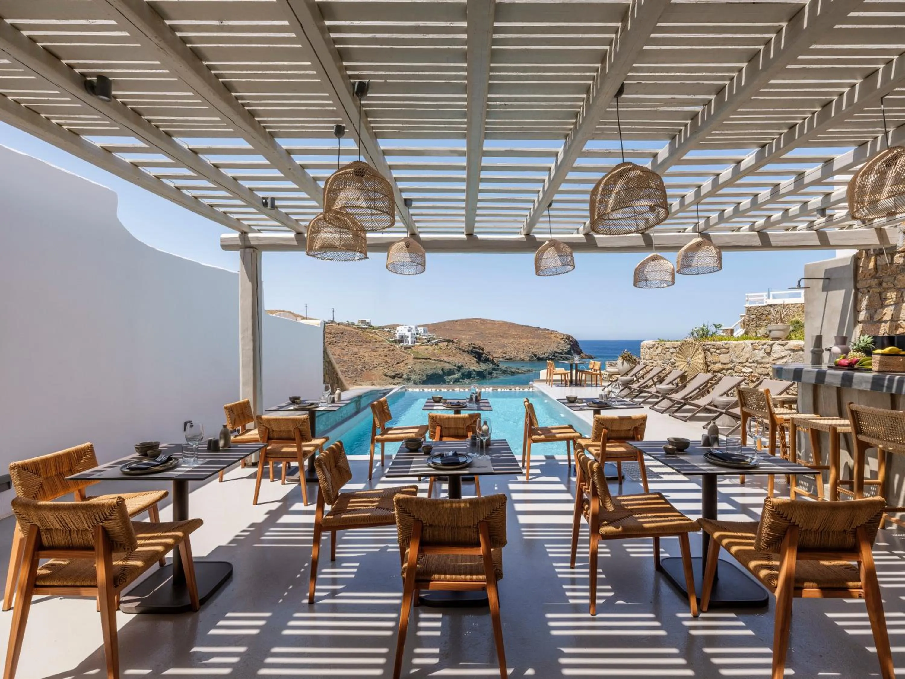 Restaurant/places to eat in Mykonos Residence Villas & Suites Merchia beach