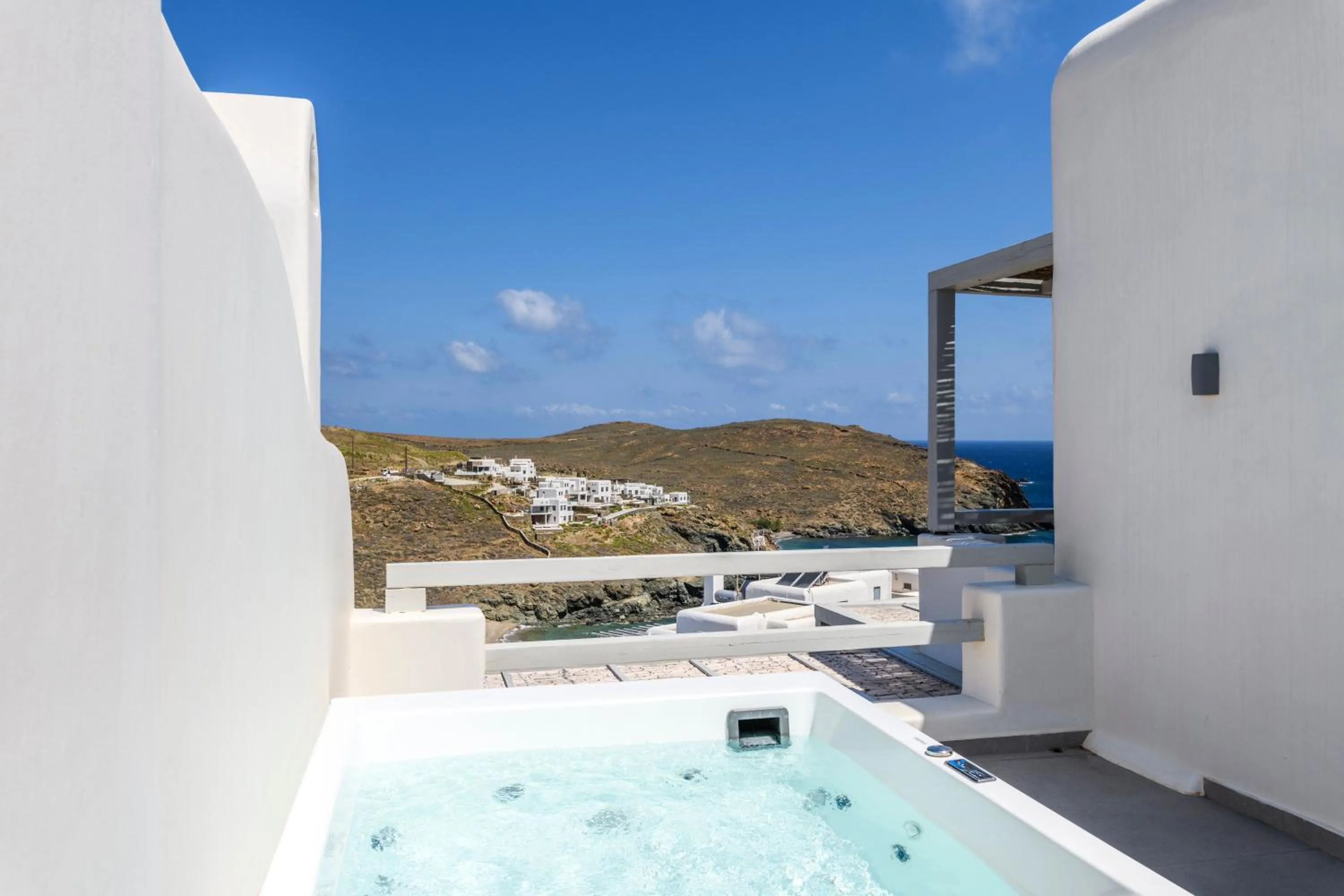 Day in Mykonos Residence Villas & Suites Merchia beach