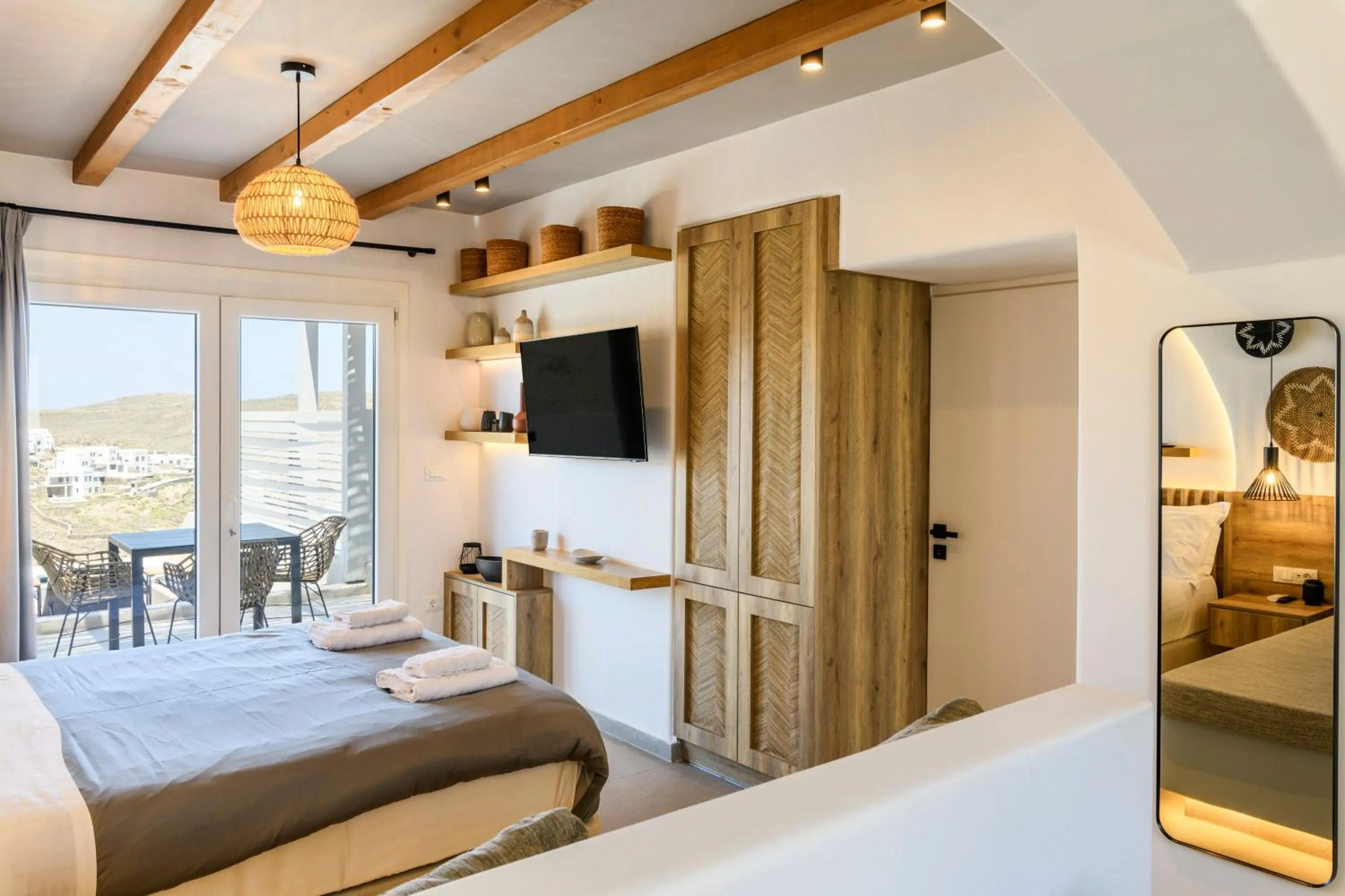 Bed in Mykonos Residence Villas & Suites Merchia beach