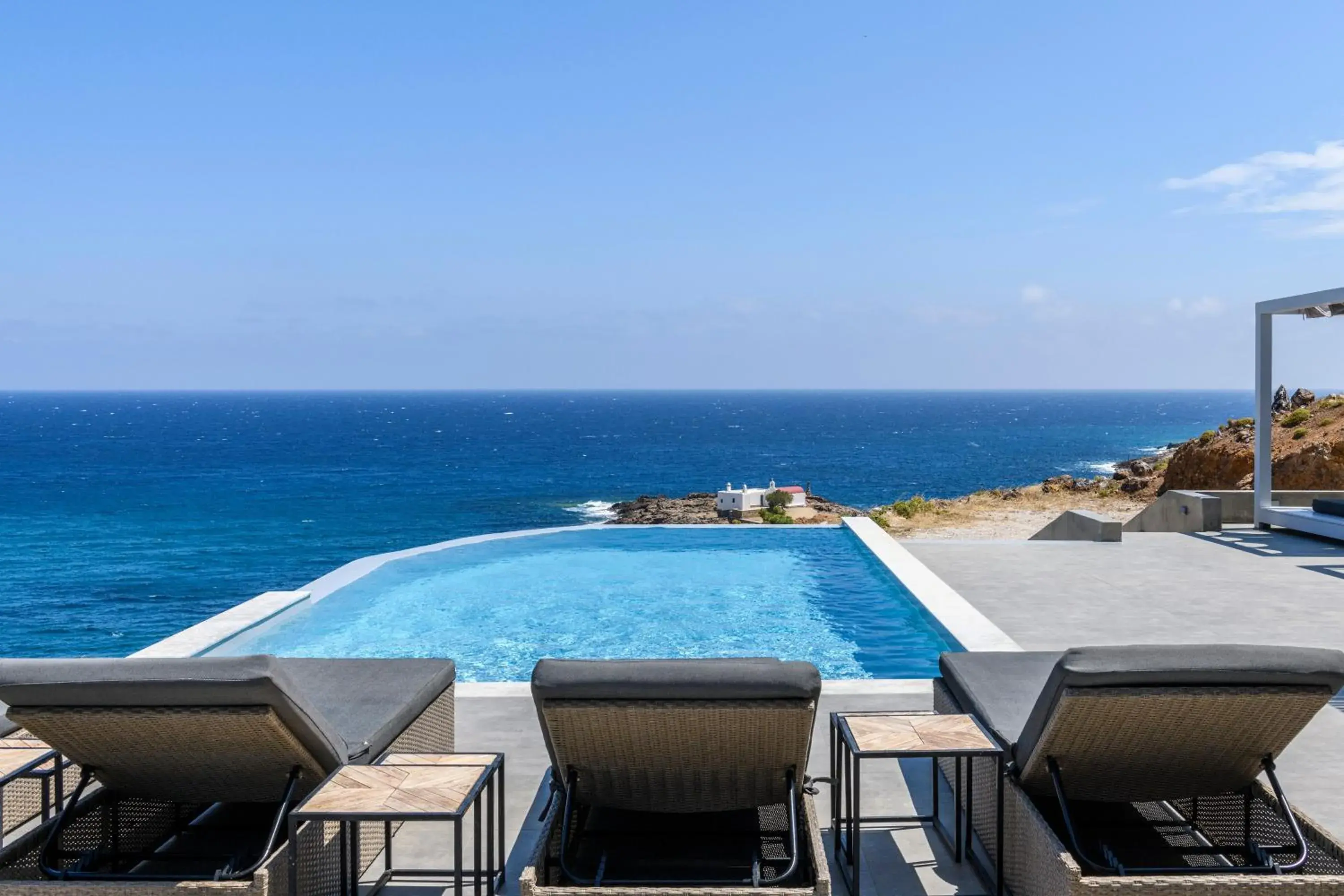 Exclusive Villa 180 Sea View with Infinity Pool & Jacuzzi - single occupancy in Mykonos Residence Villas & Suites Merchia beach Exclusive Villa 180 Sea View with Infinity Pool & Jacuzzi - single occupancy in Mykonos Residence Villas & Suites Merchia beach