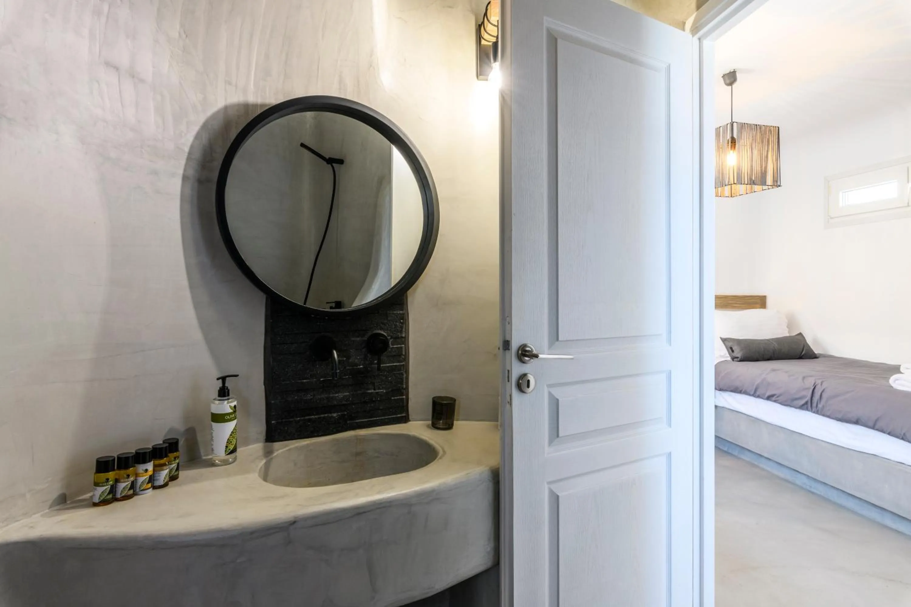 Bed in Mykonos Residence Villas & Suites Merchia beach