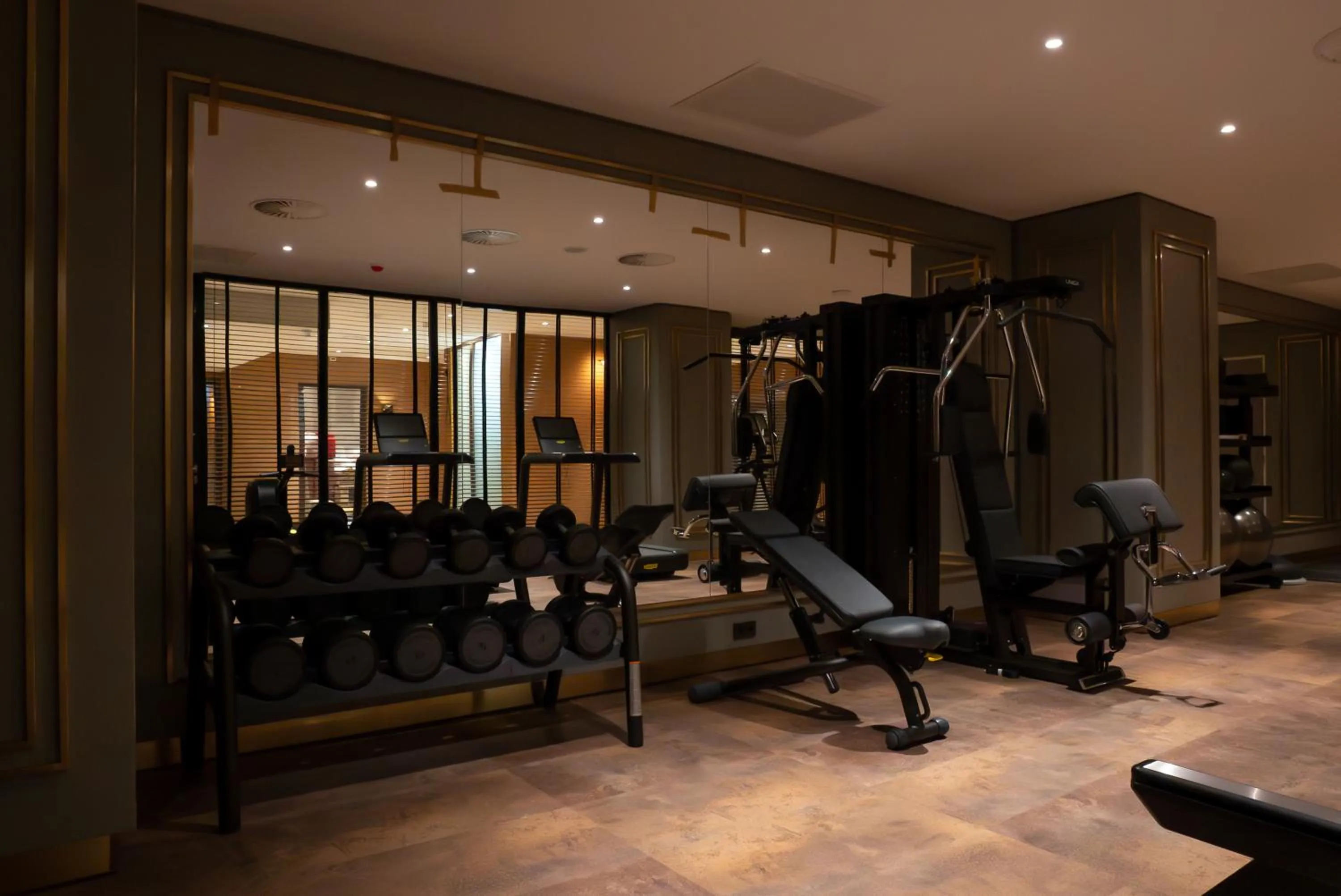 Fitness centre/facilities in ART Hotel Rotterdam-Fully Renovated